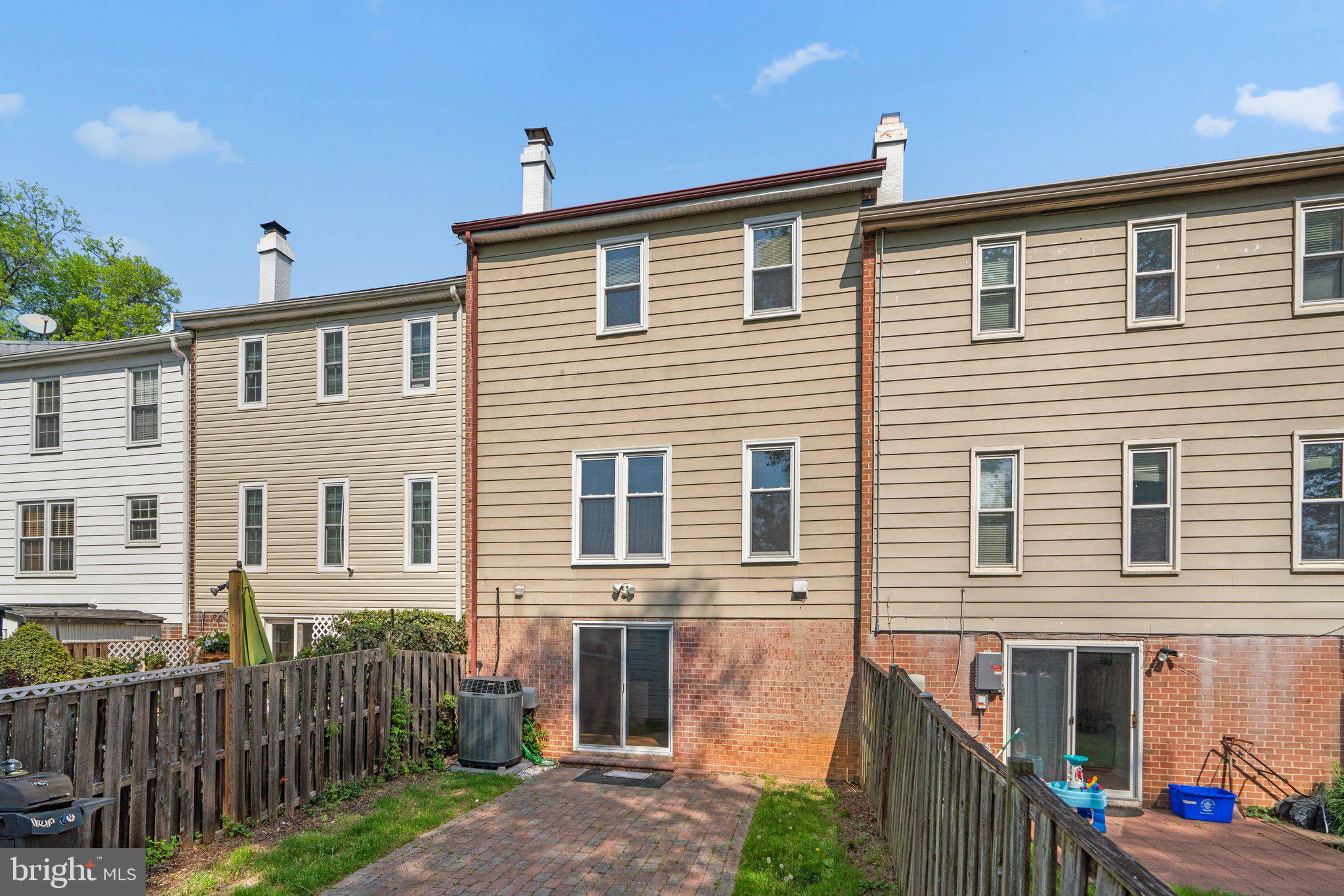 QUAIL VALLEY - Residential Lease