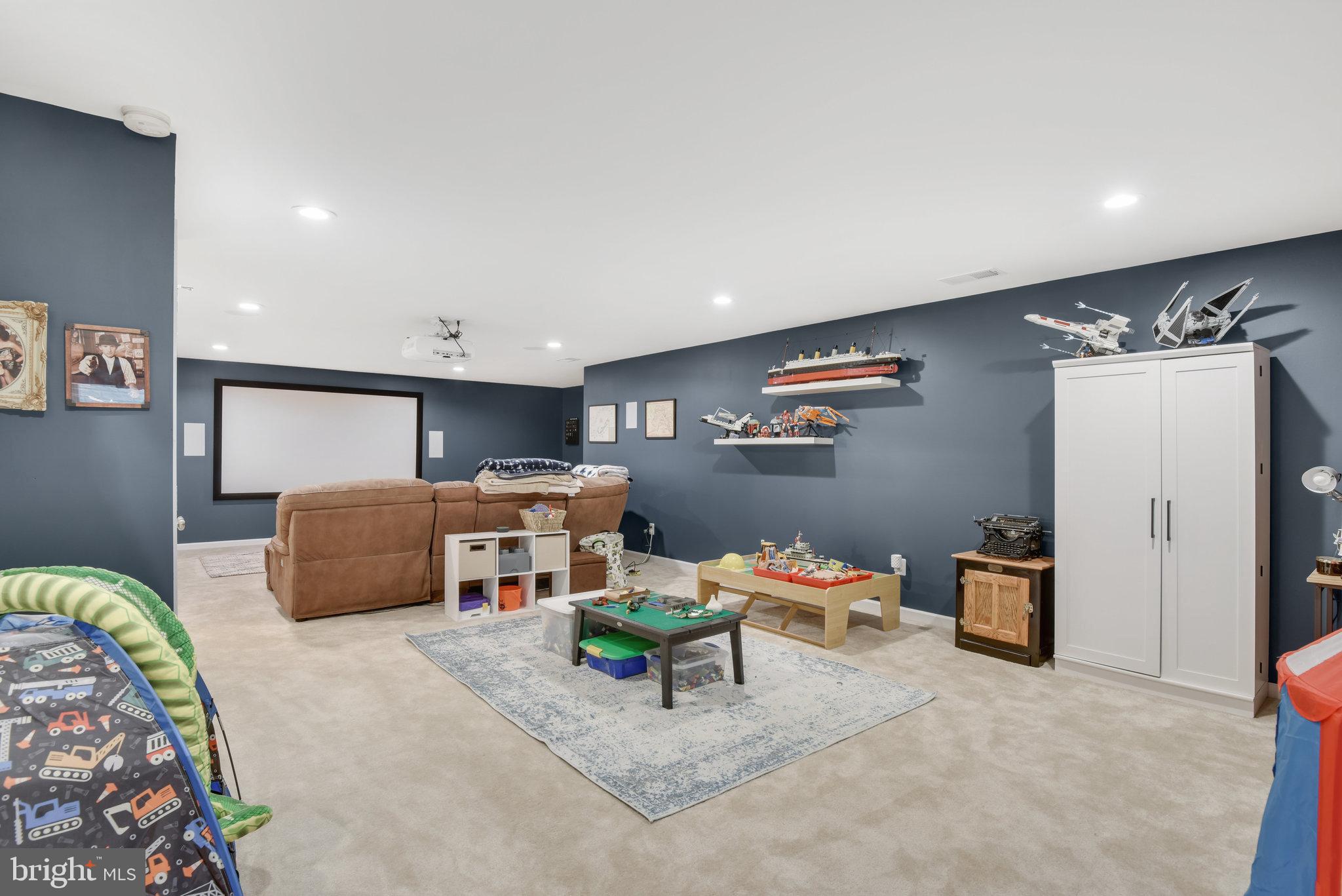 CAYDEN RIDGE - Residential