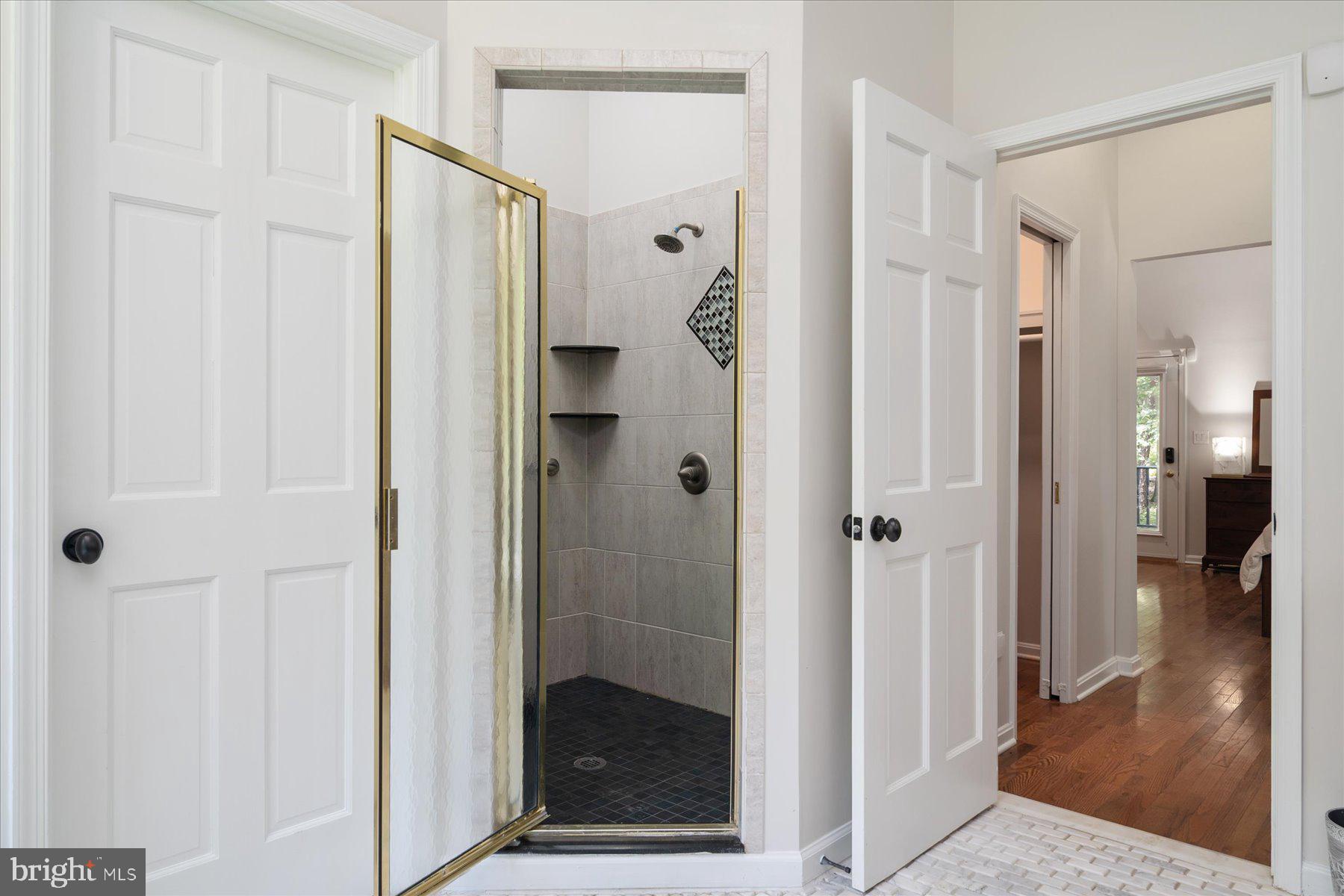 NORTH SHORE - Residential