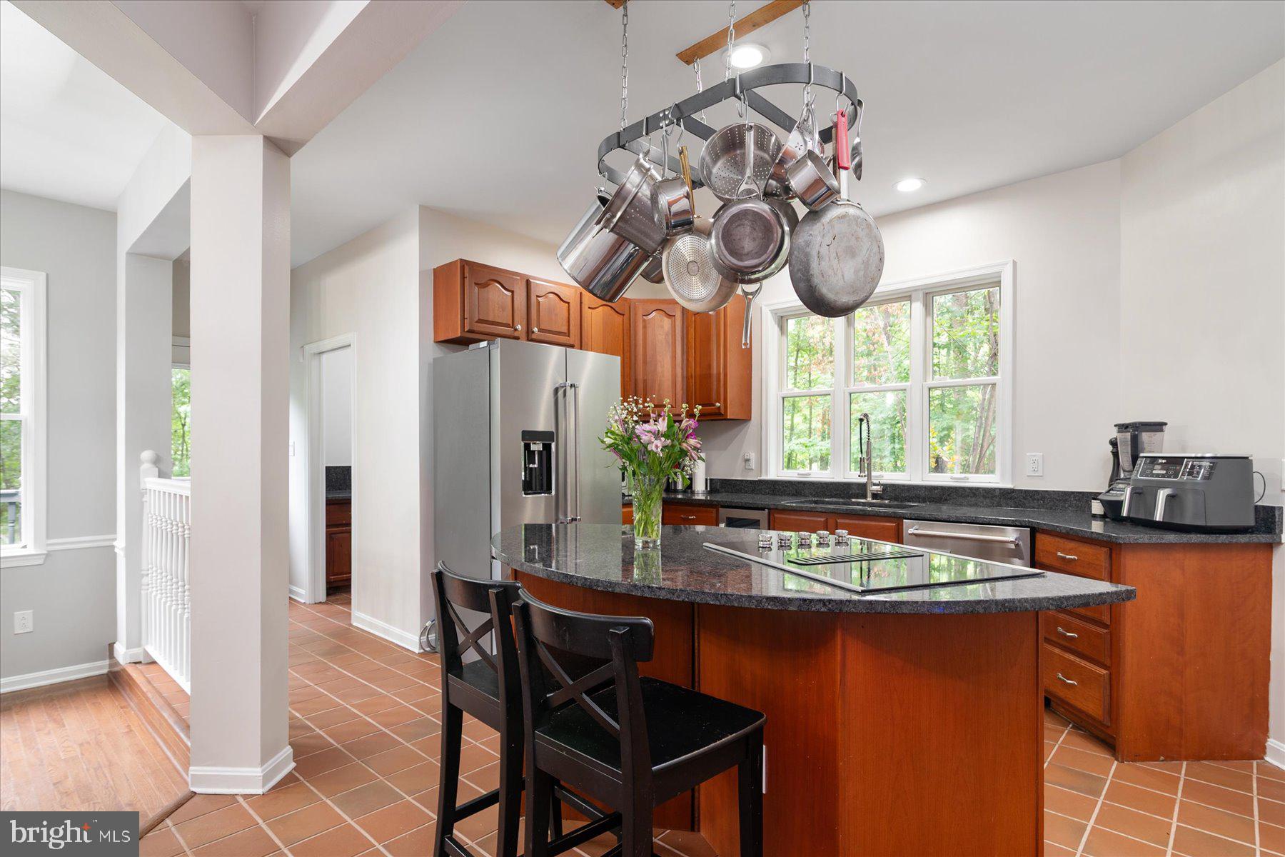 NORTH SHORE - Residential