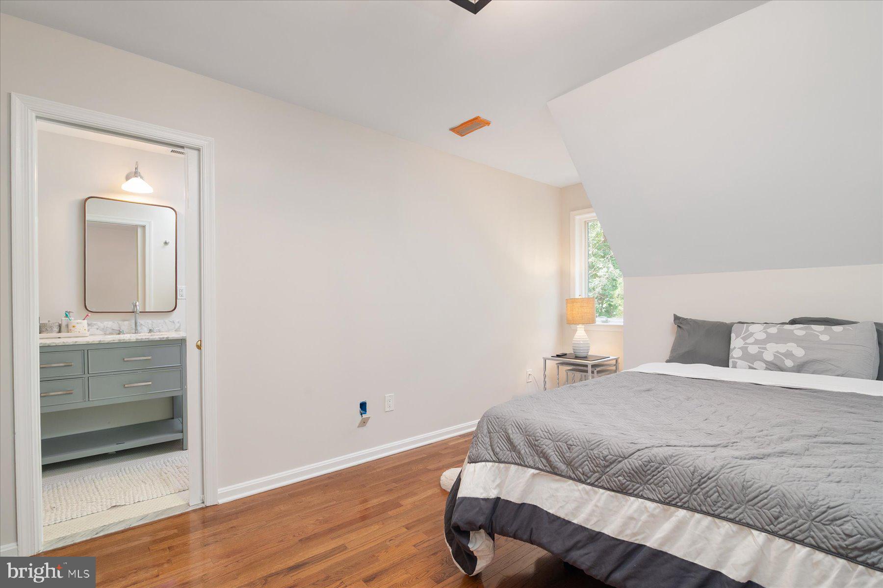 NORTH SHORE - Residential