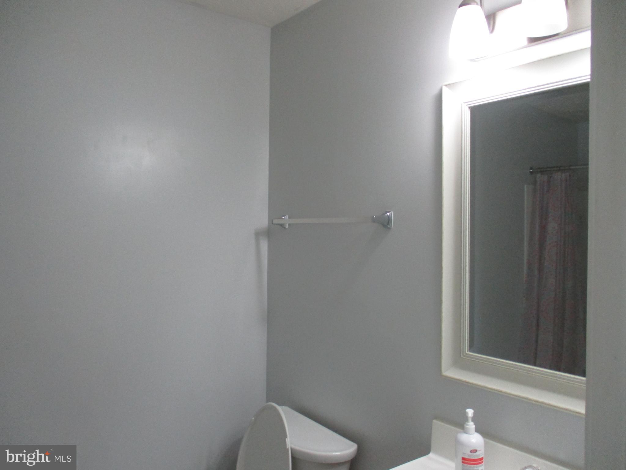 BCKGHM CND@OWGS MS NW TN - Residential Lease