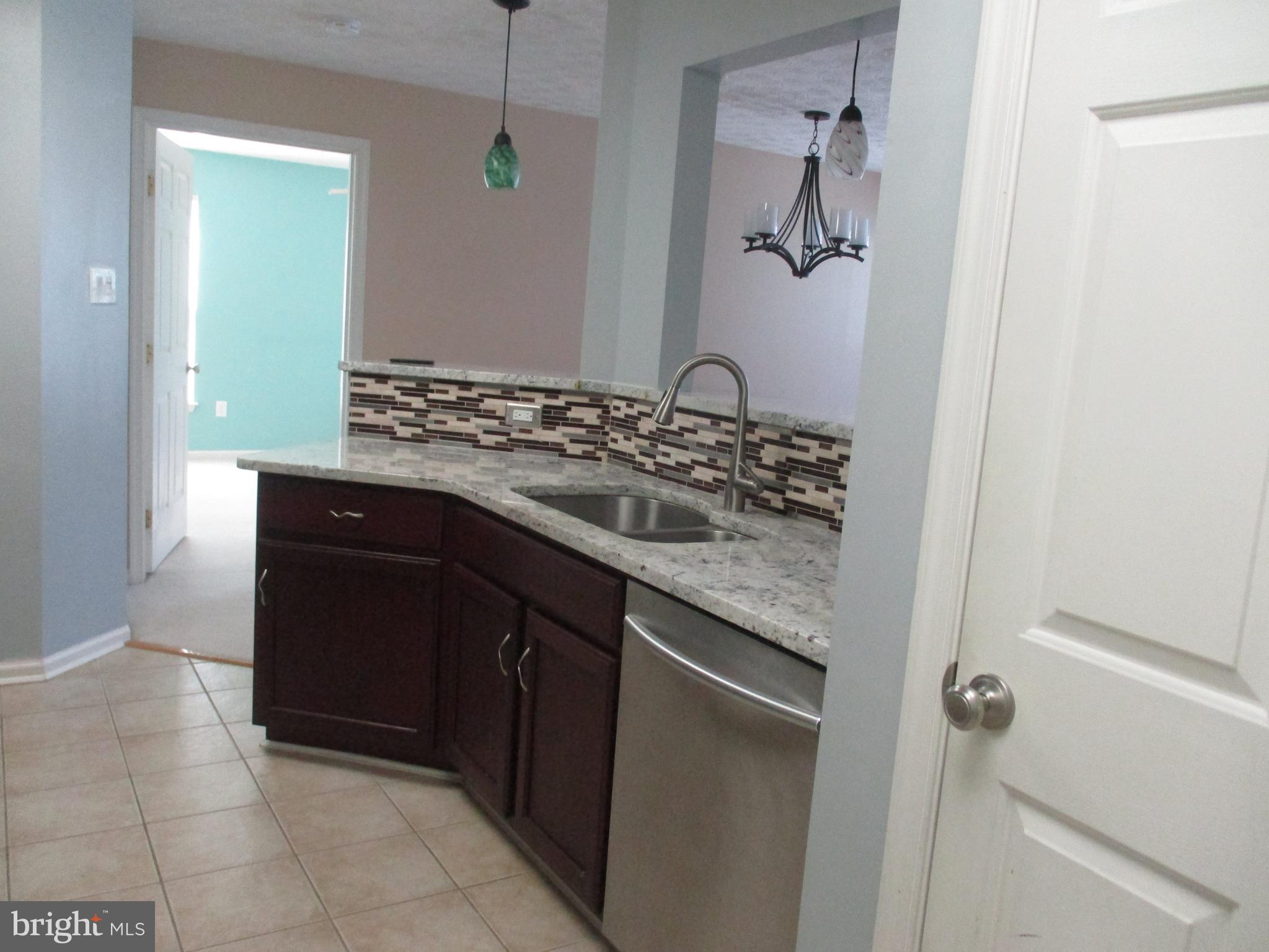 BCKGHM CND@OWGS MS NW TN - Residential Lease