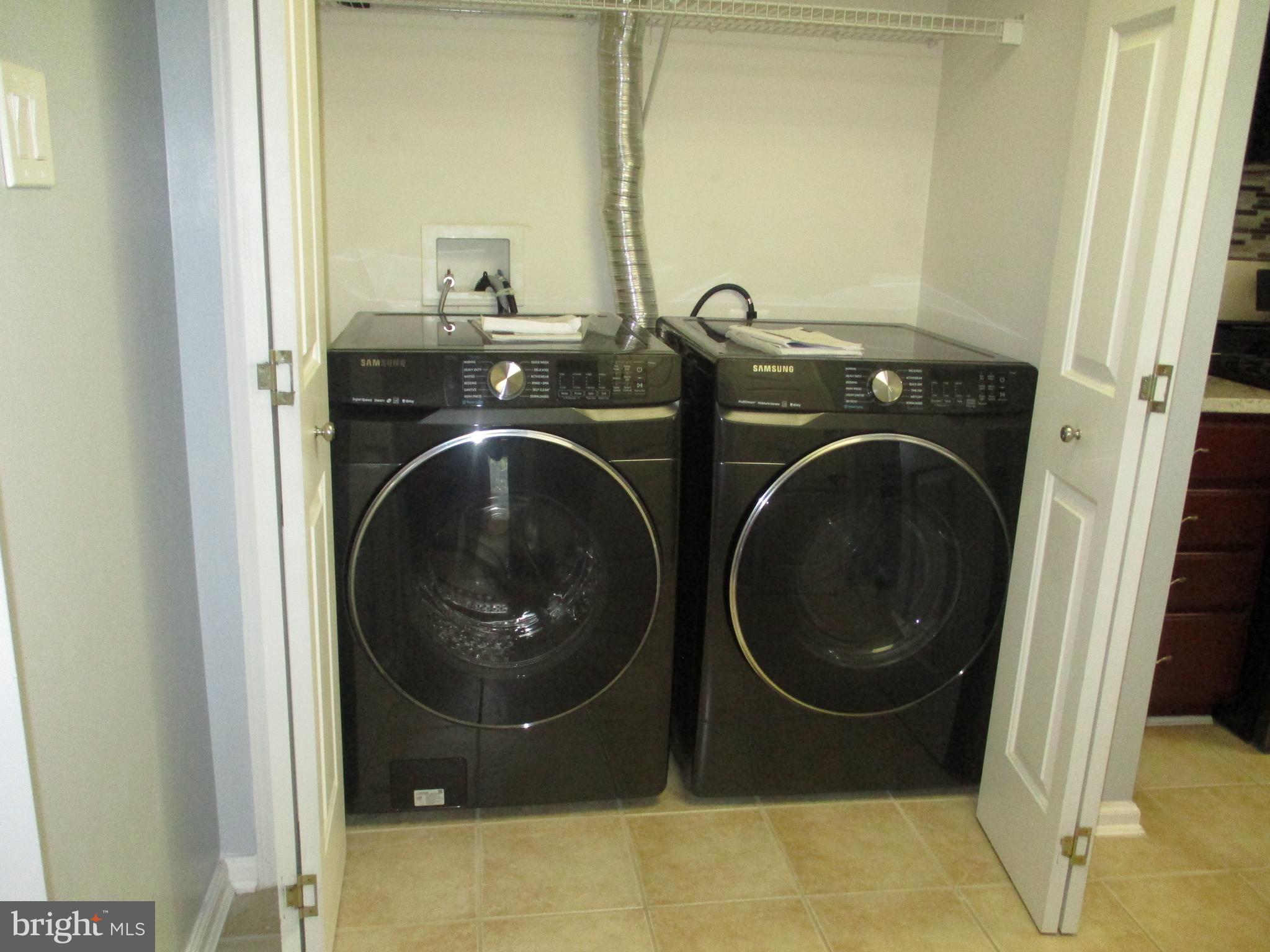 BCKGHM CND@OWGS MS NW TN - Residential Lease