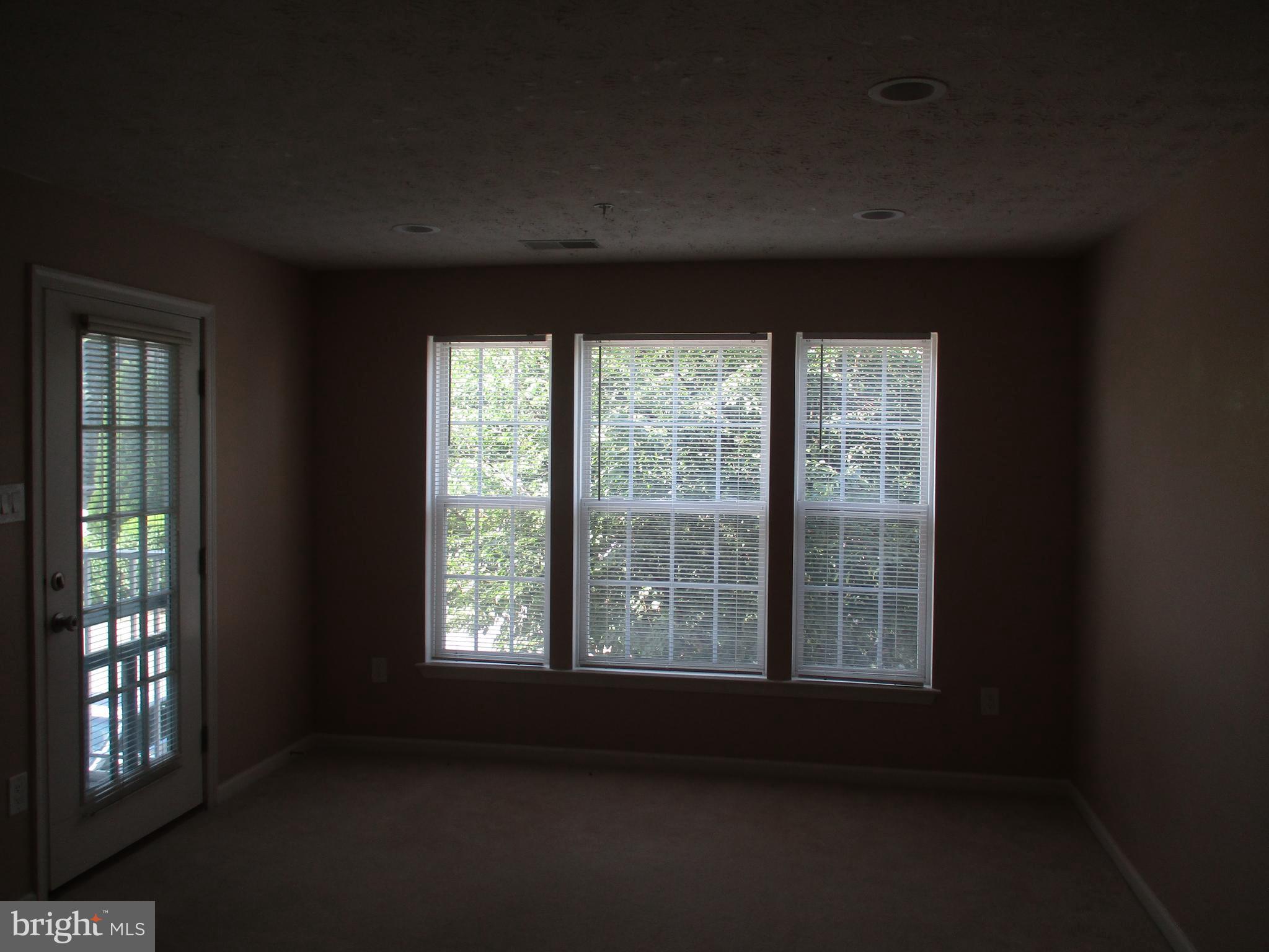 BCKGHM CND@OWGS MS NW TN - Residential Lease