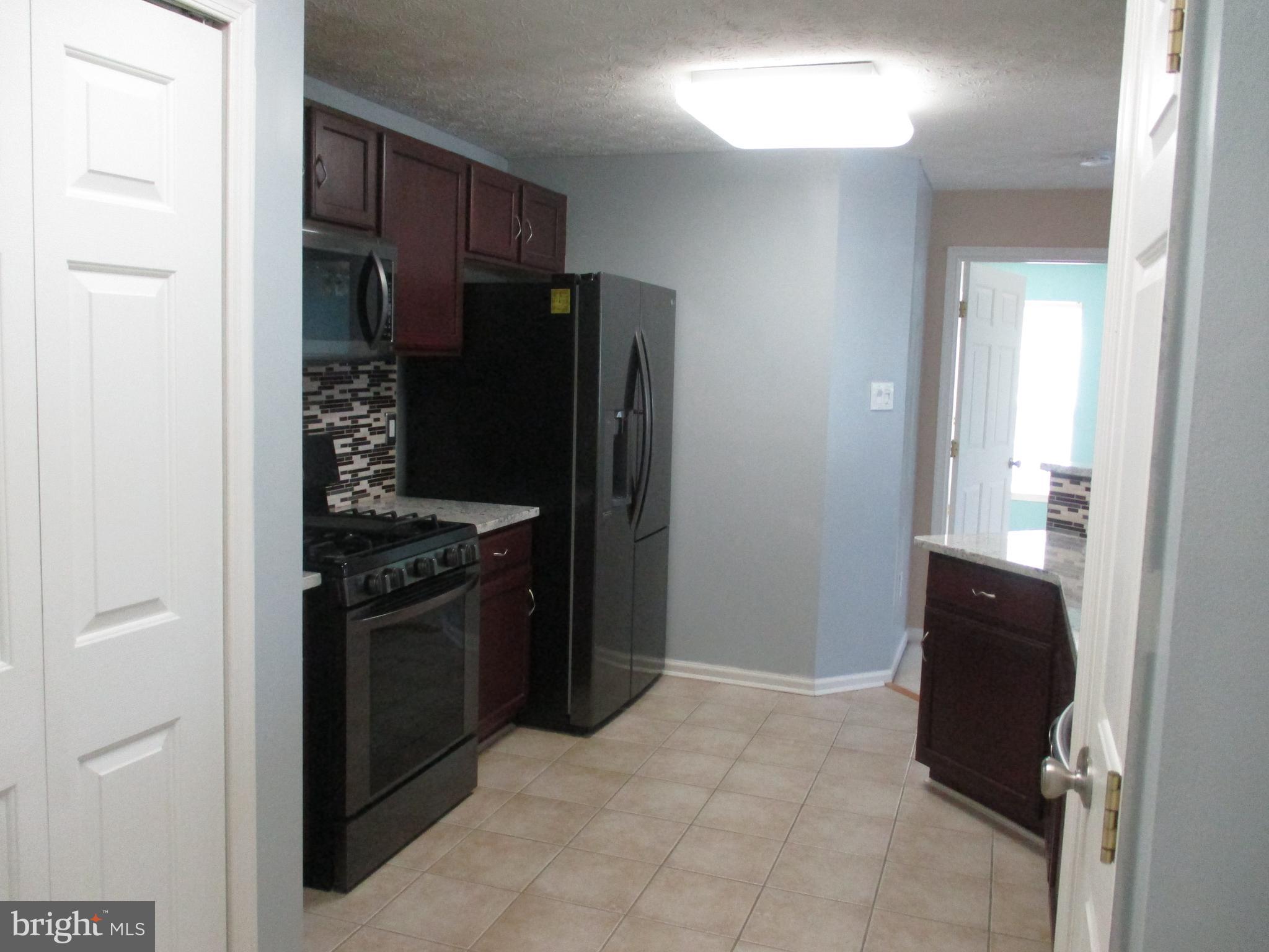 BCKGHM CND@OWGS MS NW TN - Residential Lease