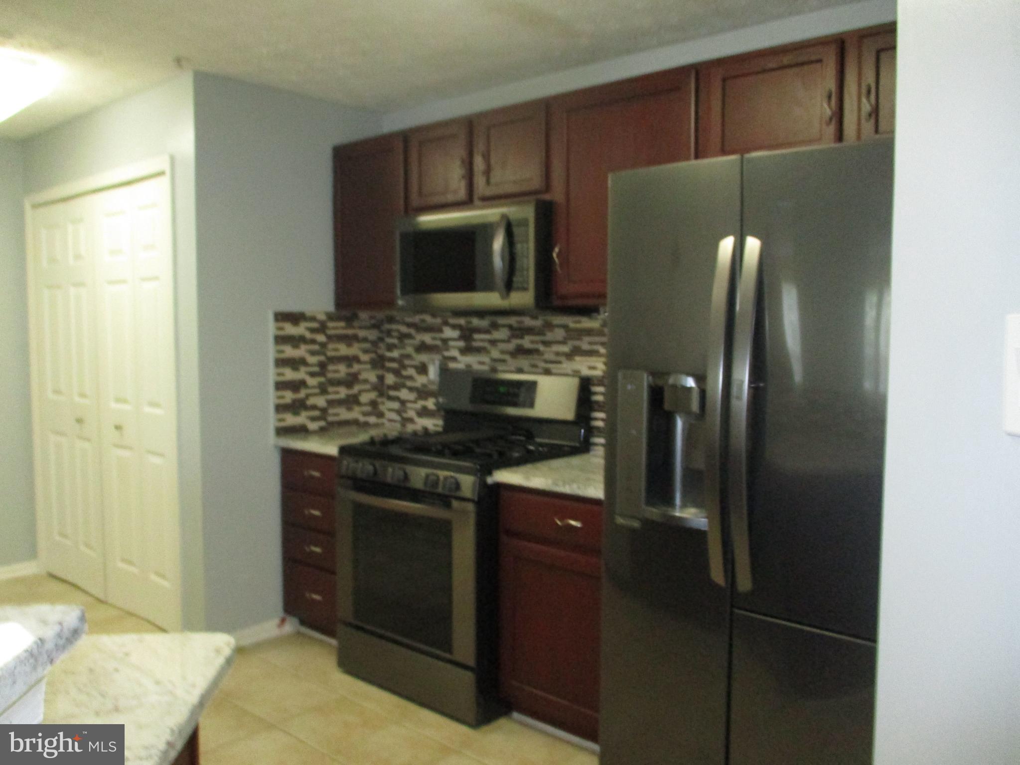 BCKGHM CND@OWGS MS NW TN - Residential Lease