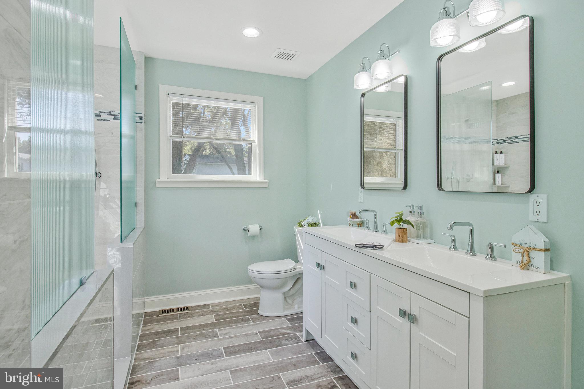 HOMELAND PARK - Residential