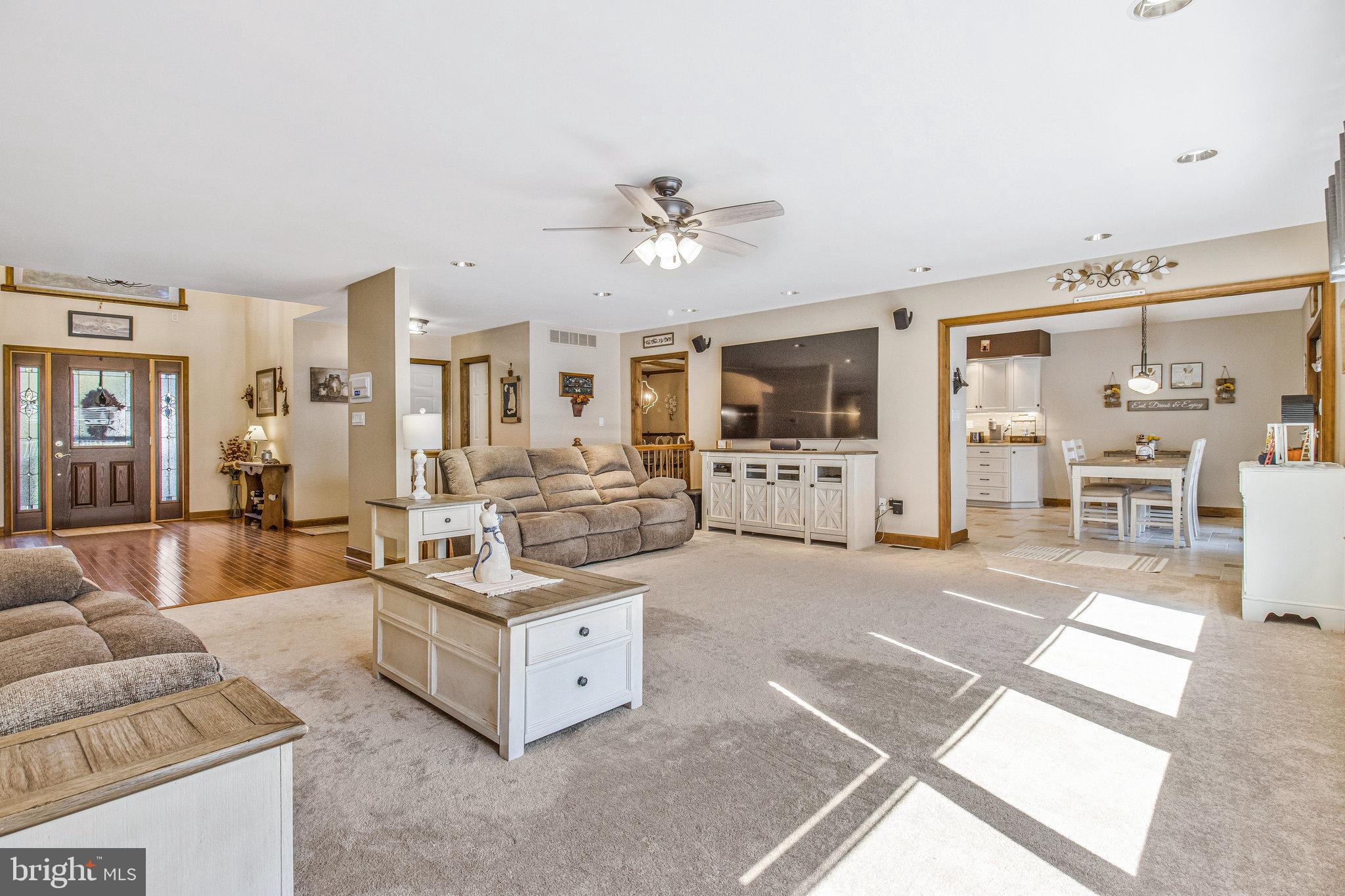 HOMELAND PARK - Residential