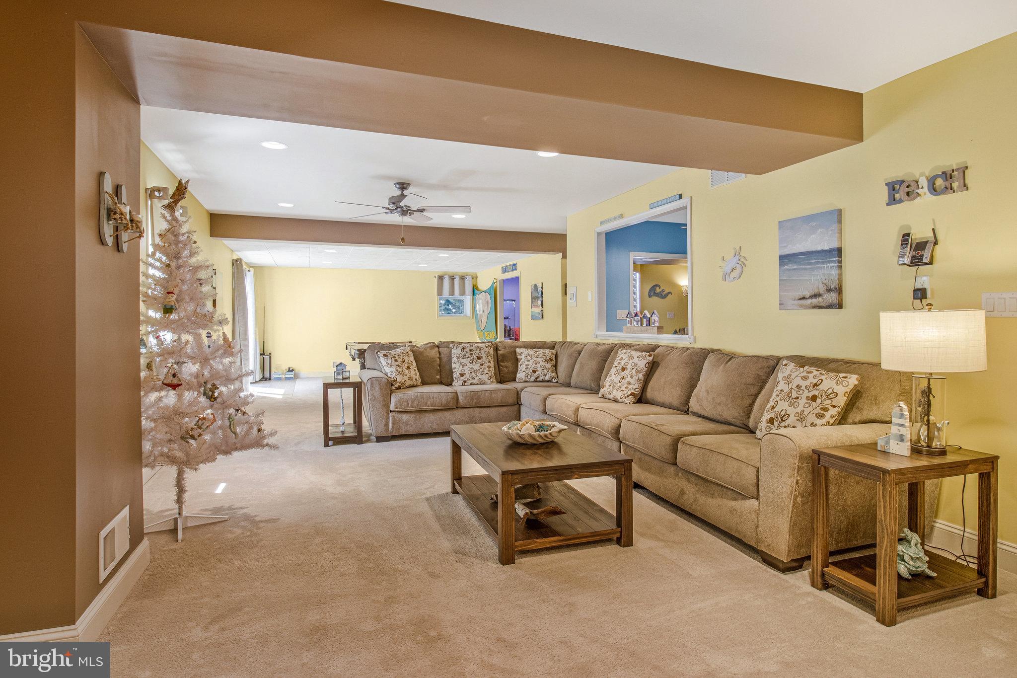 HOMELAND PARK - Residential