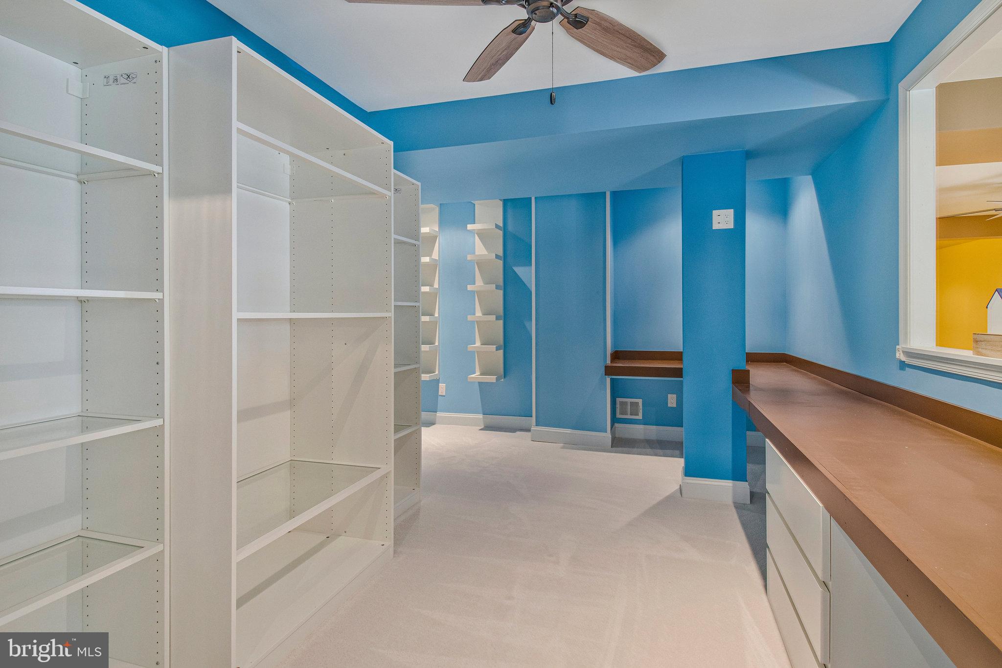 HOMELAND PARK - Residential