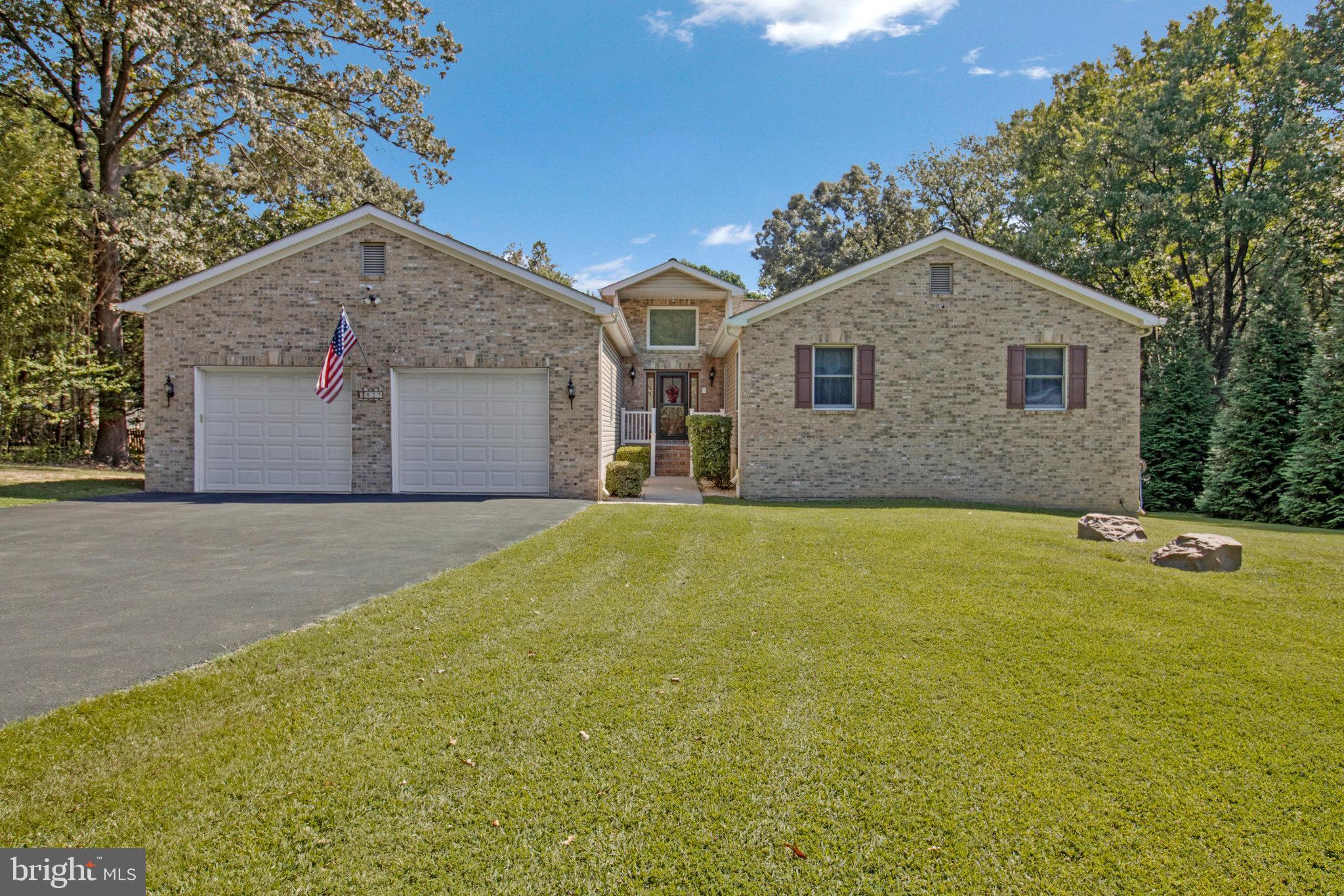 HOMELAND PARK - Residential