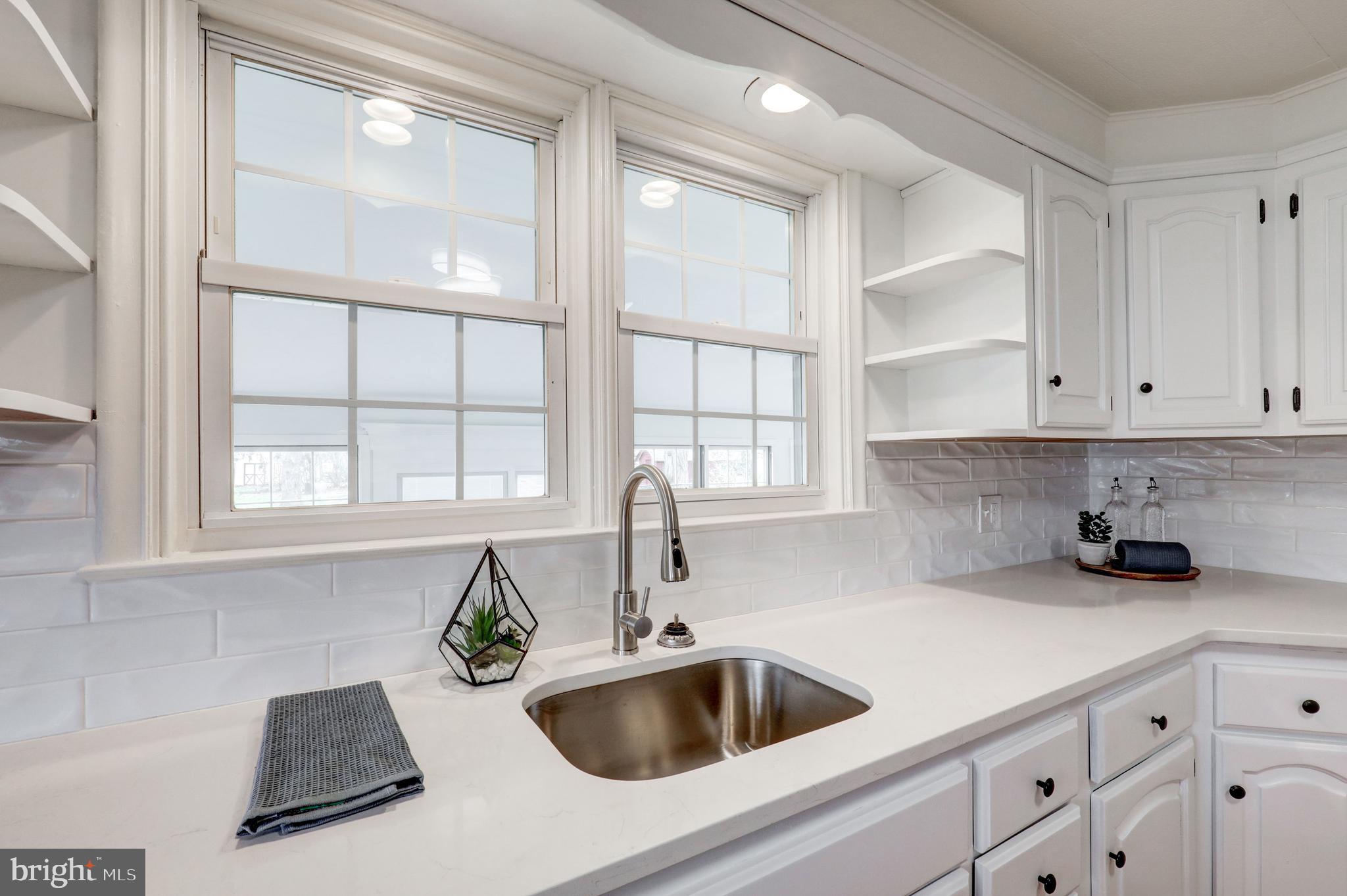 DEVON GREEN - Residential