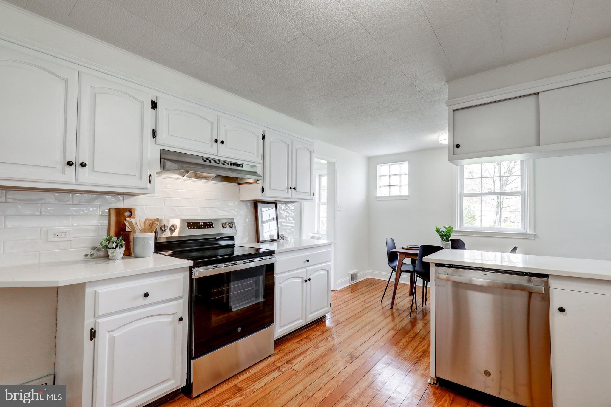 DEVON GREEN - Residential