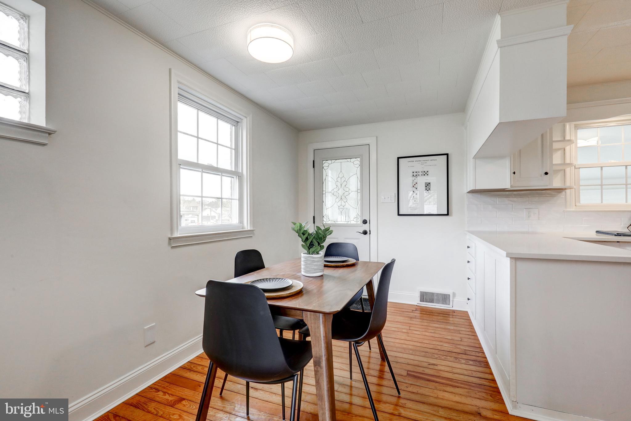 DEVON GREEN - Residential