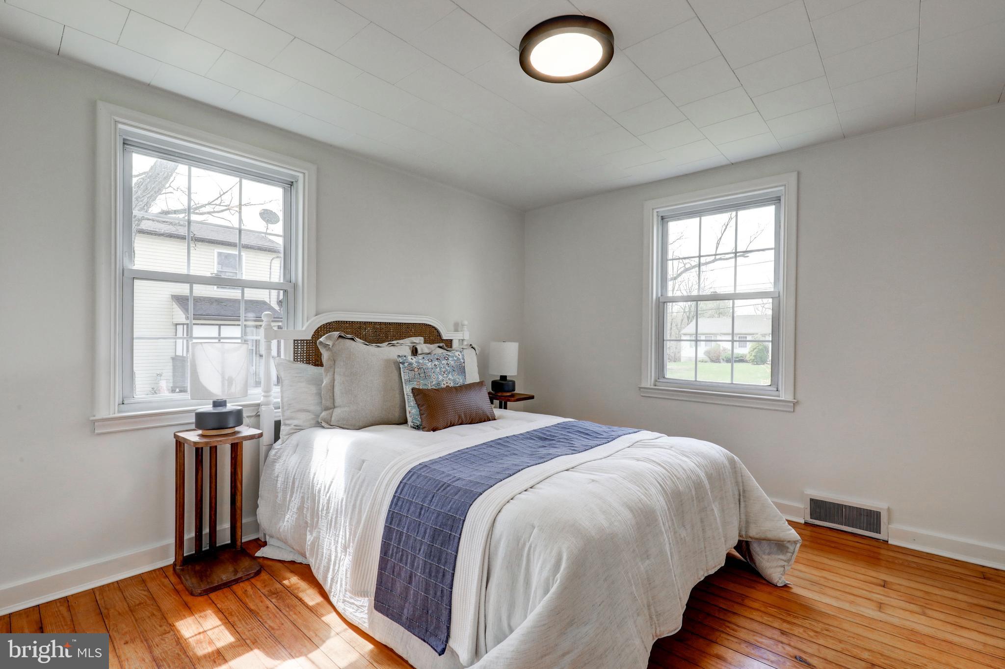 DEVON GREEN - Residential