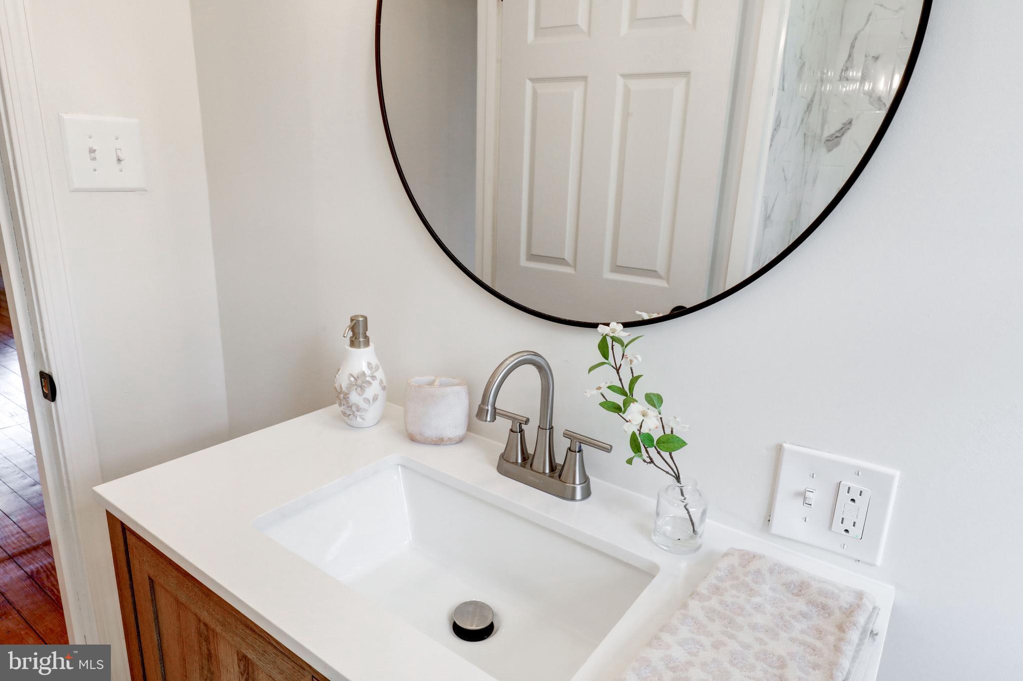 DEVON GREEN - Residential