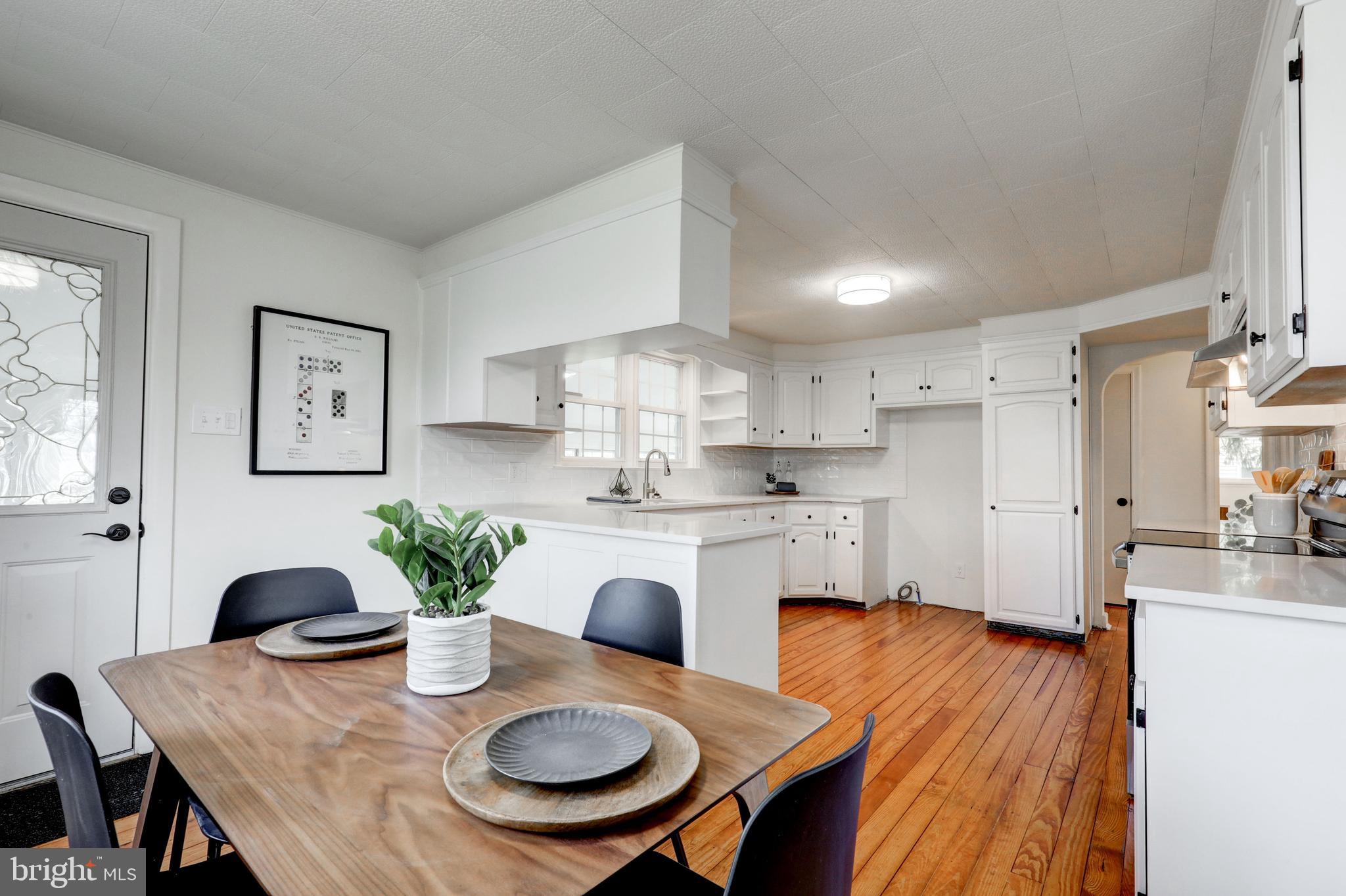 DEVON GREEN - Residential