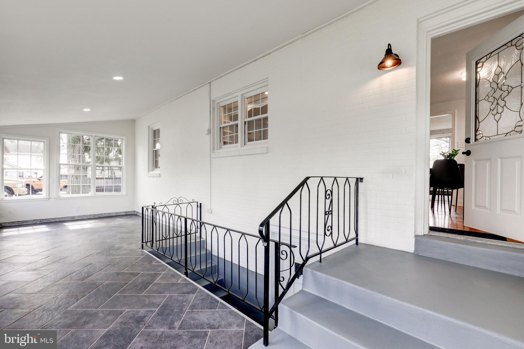 DEVON GREEN - Residential