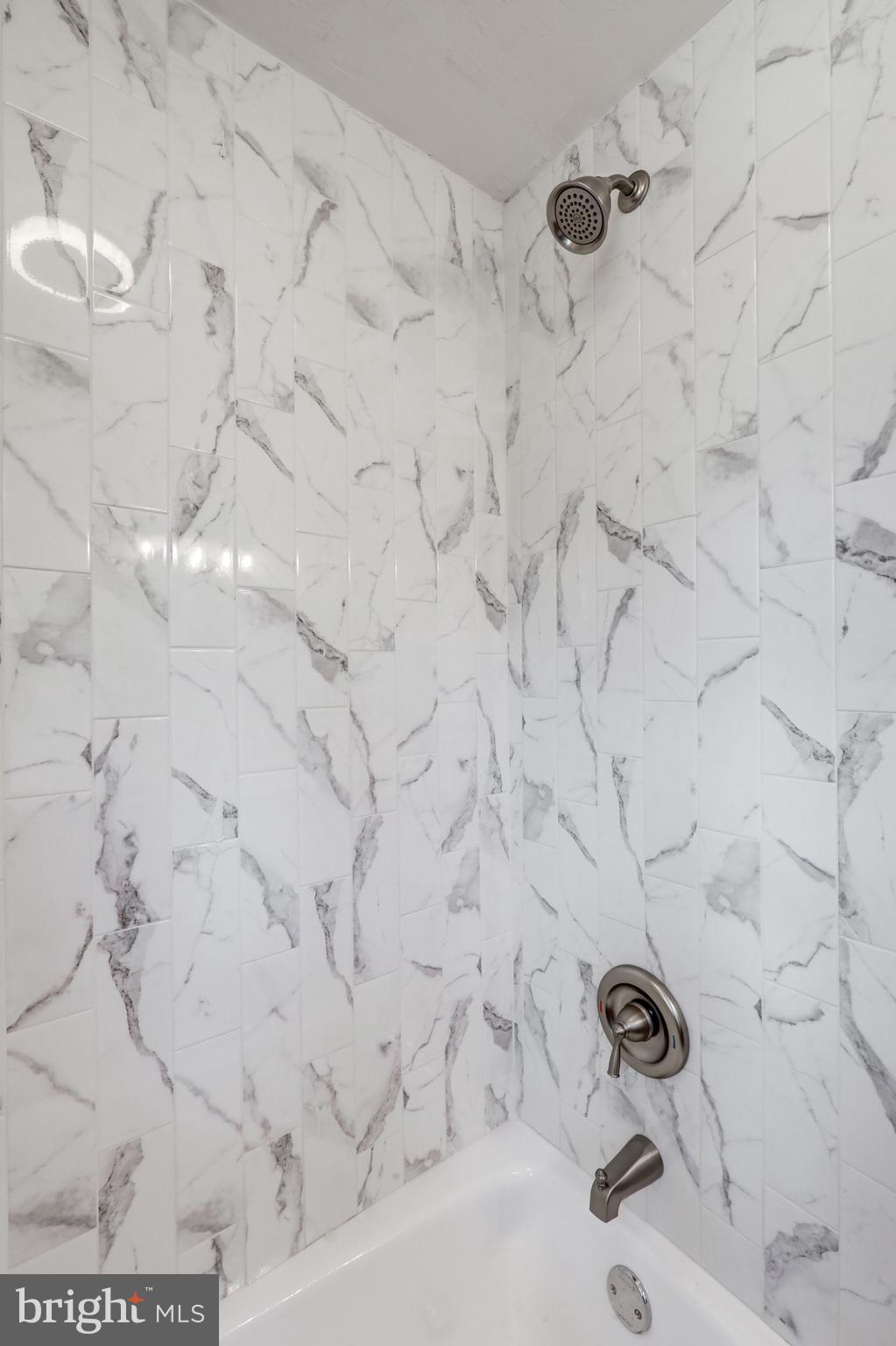 DEVON GREEN - Residential