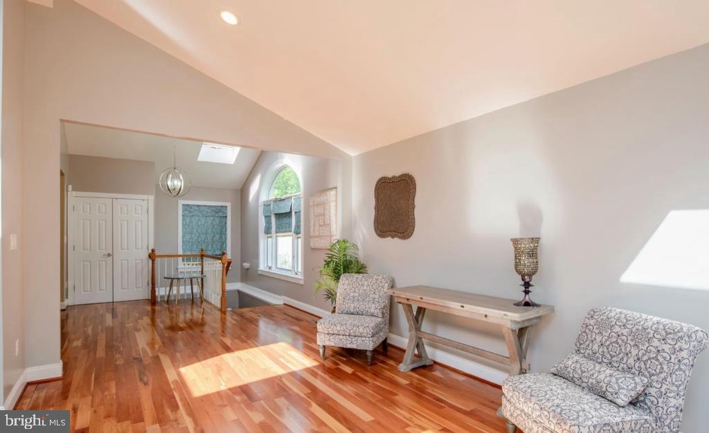 SENECA FARMS - Residential