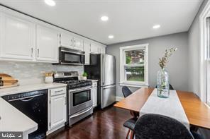 909 OLD LANCASTER ROAD