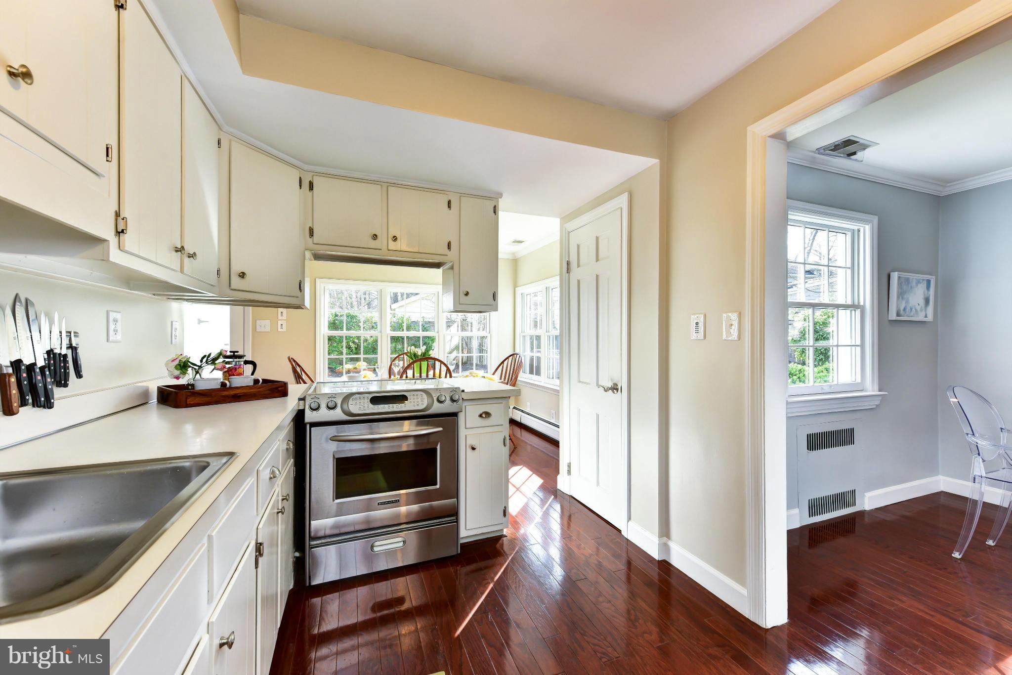 BEVERLY HILLS - Residential