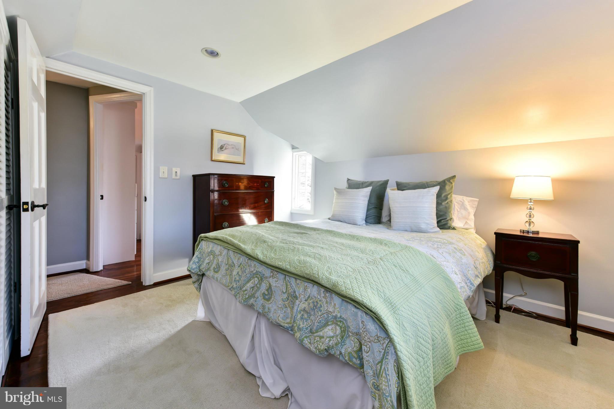 BEVERLY HILLS - Residential