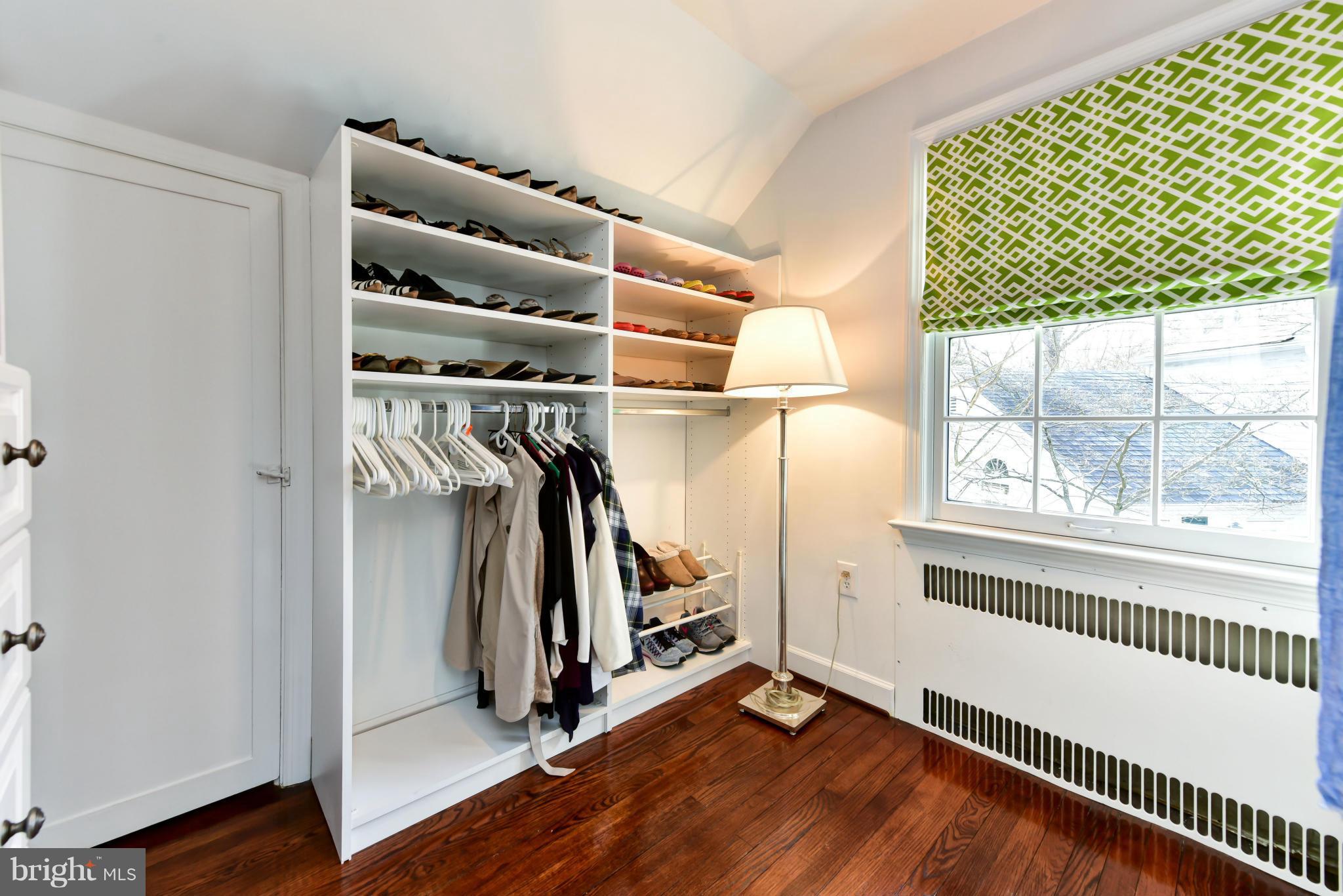 BEVERLY HILLS - Residential