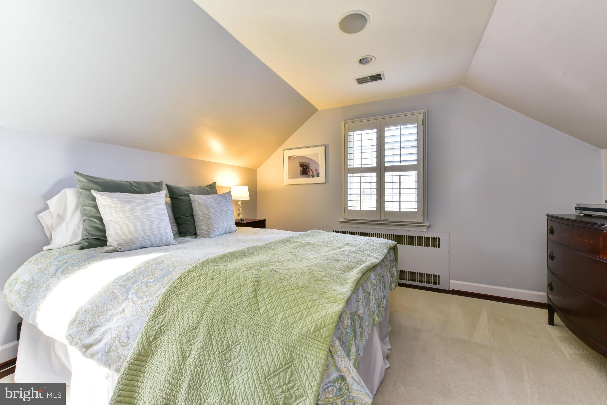 BEVERLY HILLS - Residential