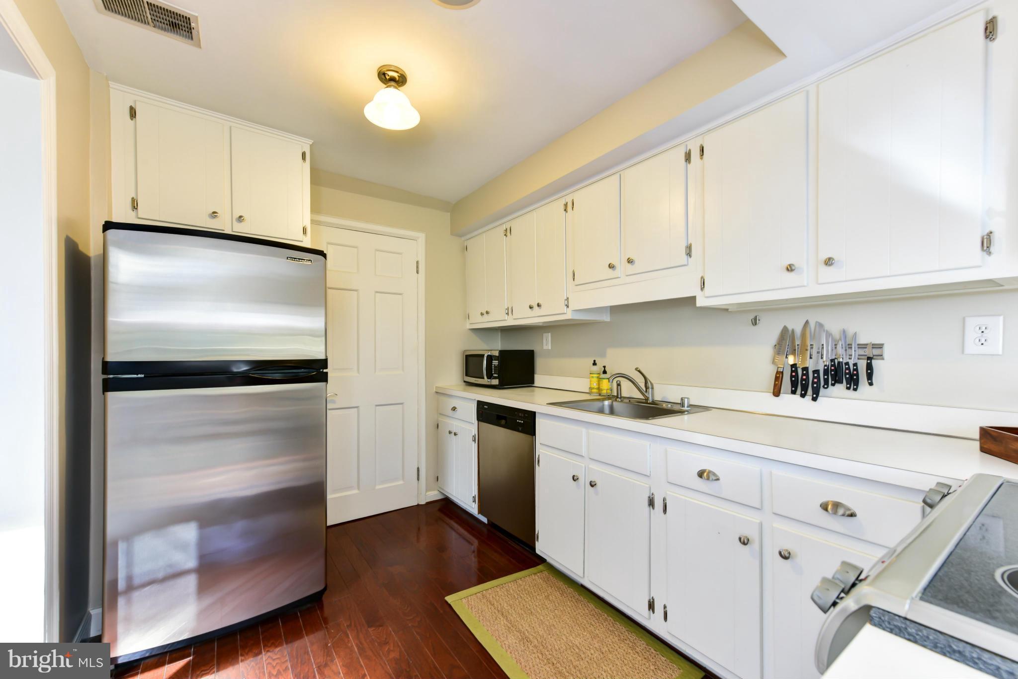 BEVERLY HILLS - Residential