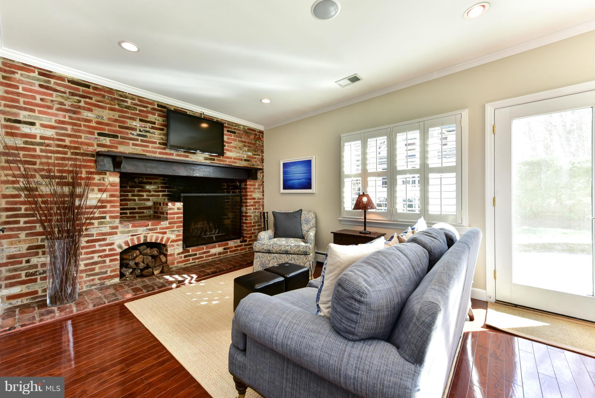 BEVERLY HILLS - Residential