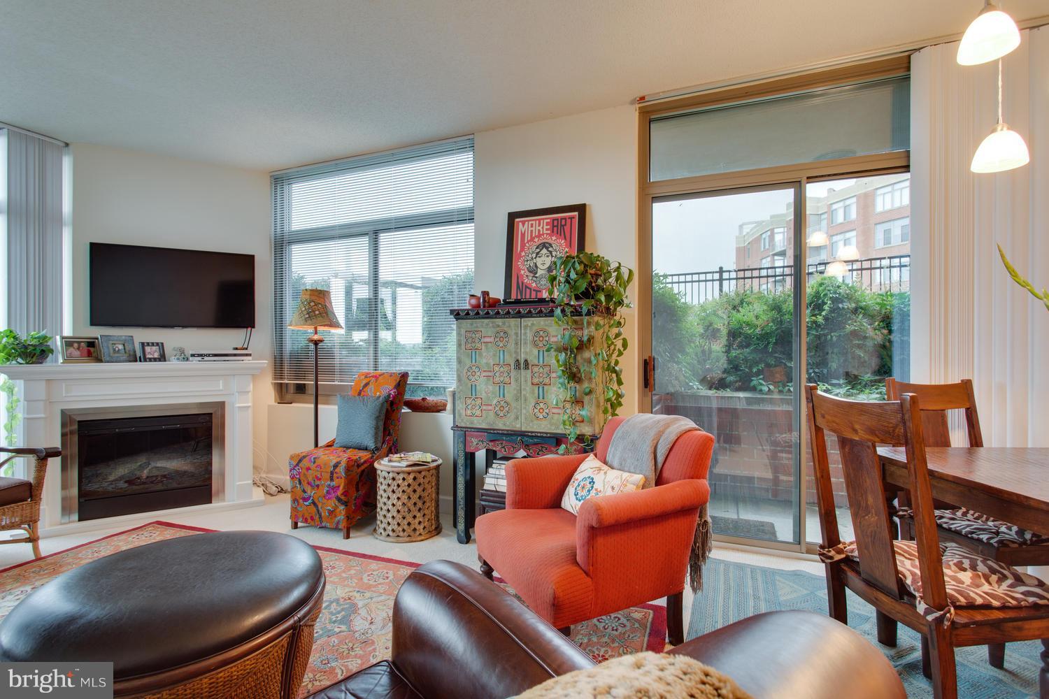 ECLIPSE ON CENTER PARK - Residential Lease