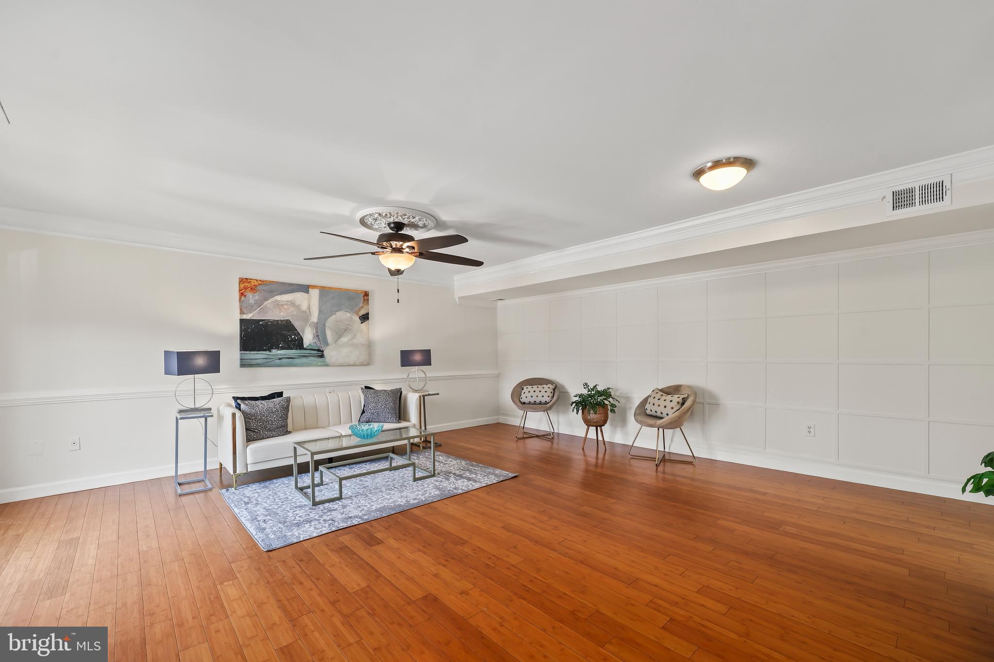 TERRACE TOWNHOUSES OF ANNANDALE - Residential