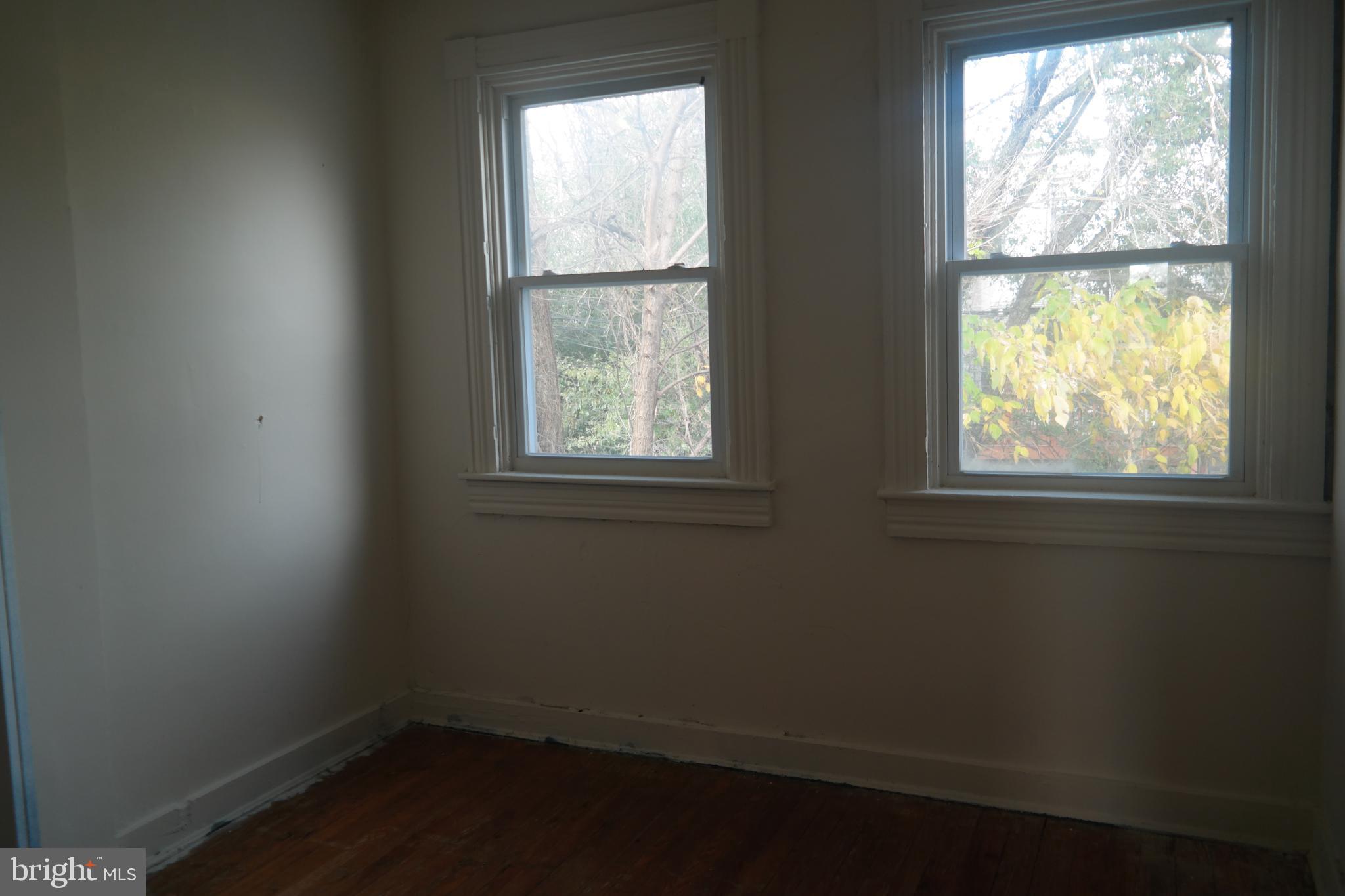 HAMPDEN HISTORIC DISTRICT - Residential Lease