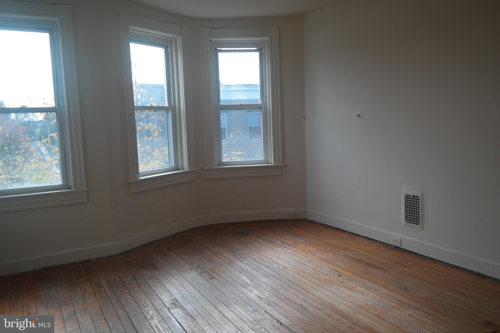 HAMPDEN HISTORIC DISTRICT - Residential Lease