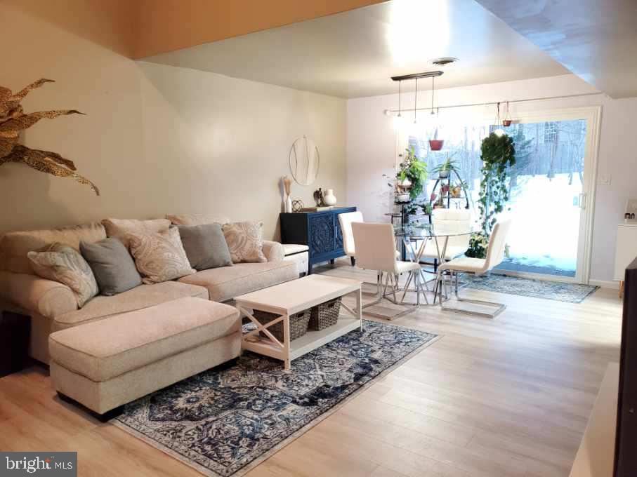 CEDAR RIDGE - Residential