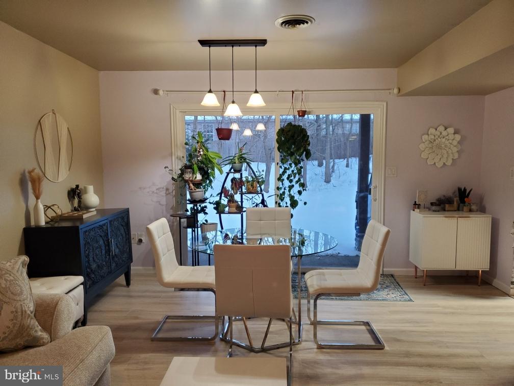 CEDAR RIDGE - Residential