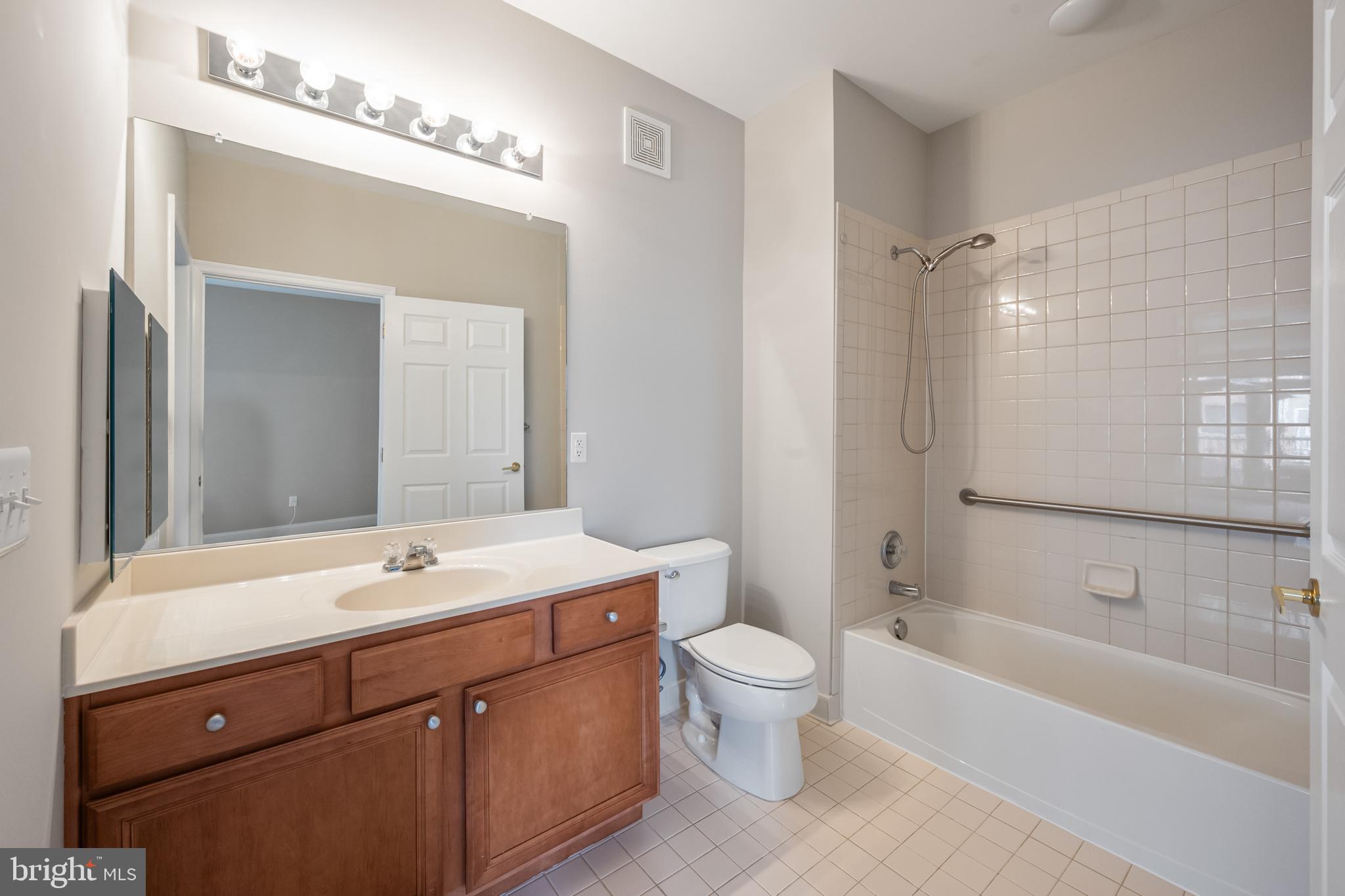 HERITAGE HUNT - Residential