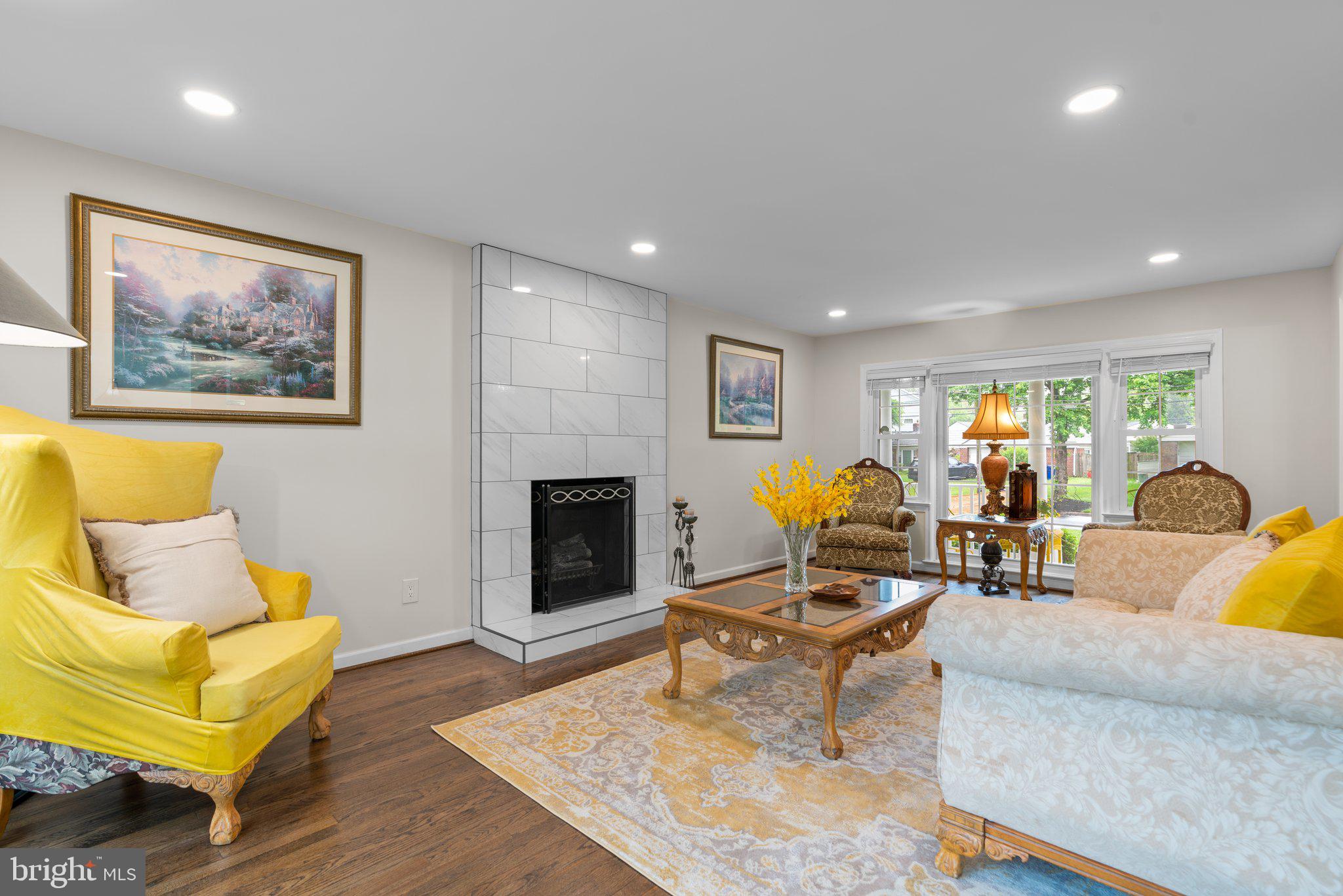 LOCUST HILL ESTATES - Residential