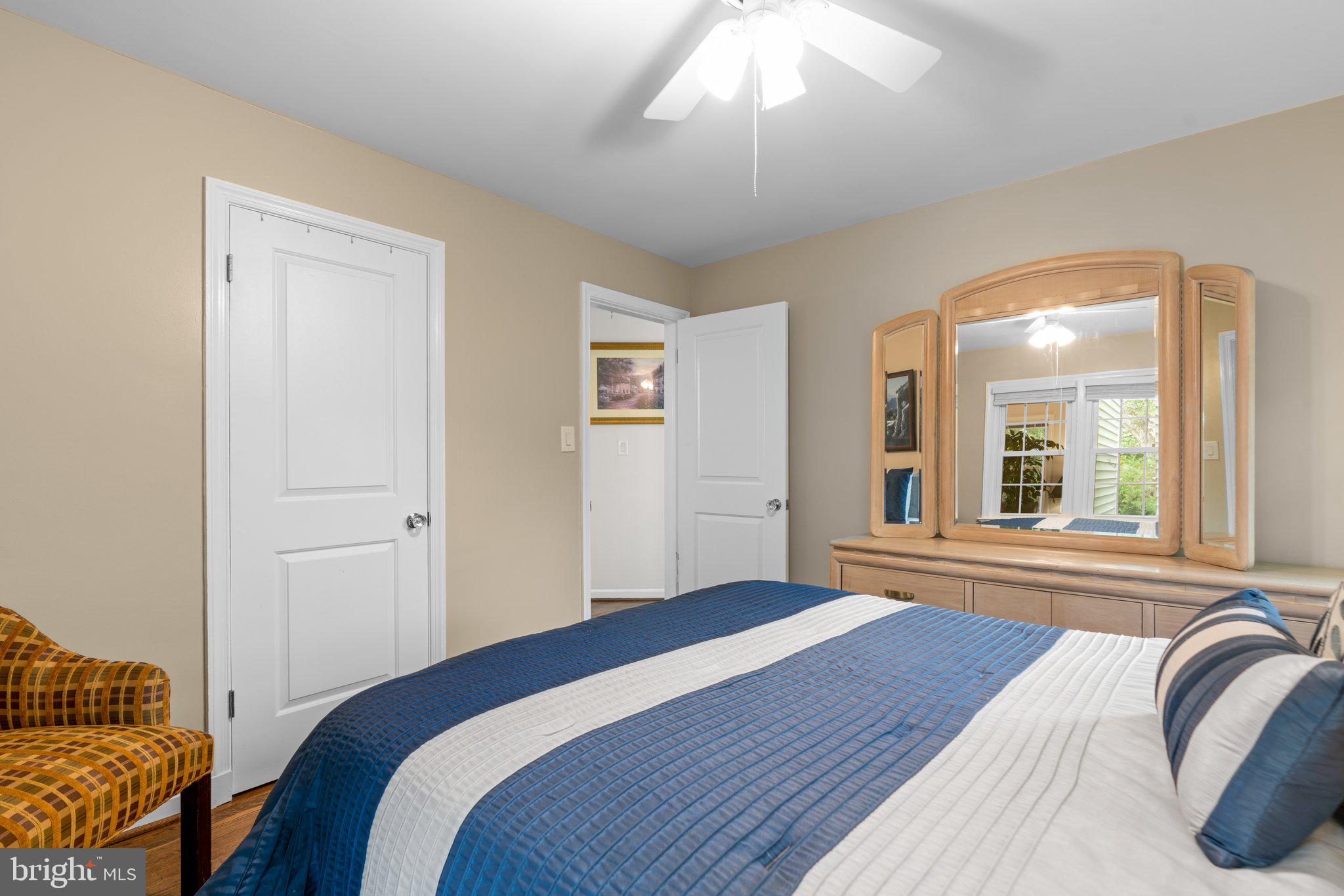 LOCUST HILL ESTATES - Residential