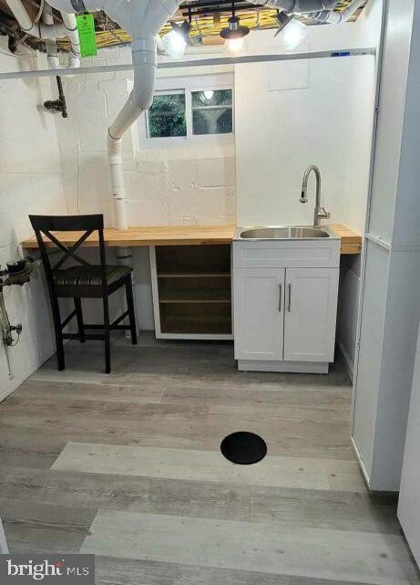 LOCUST HILL ESTATES - Residential