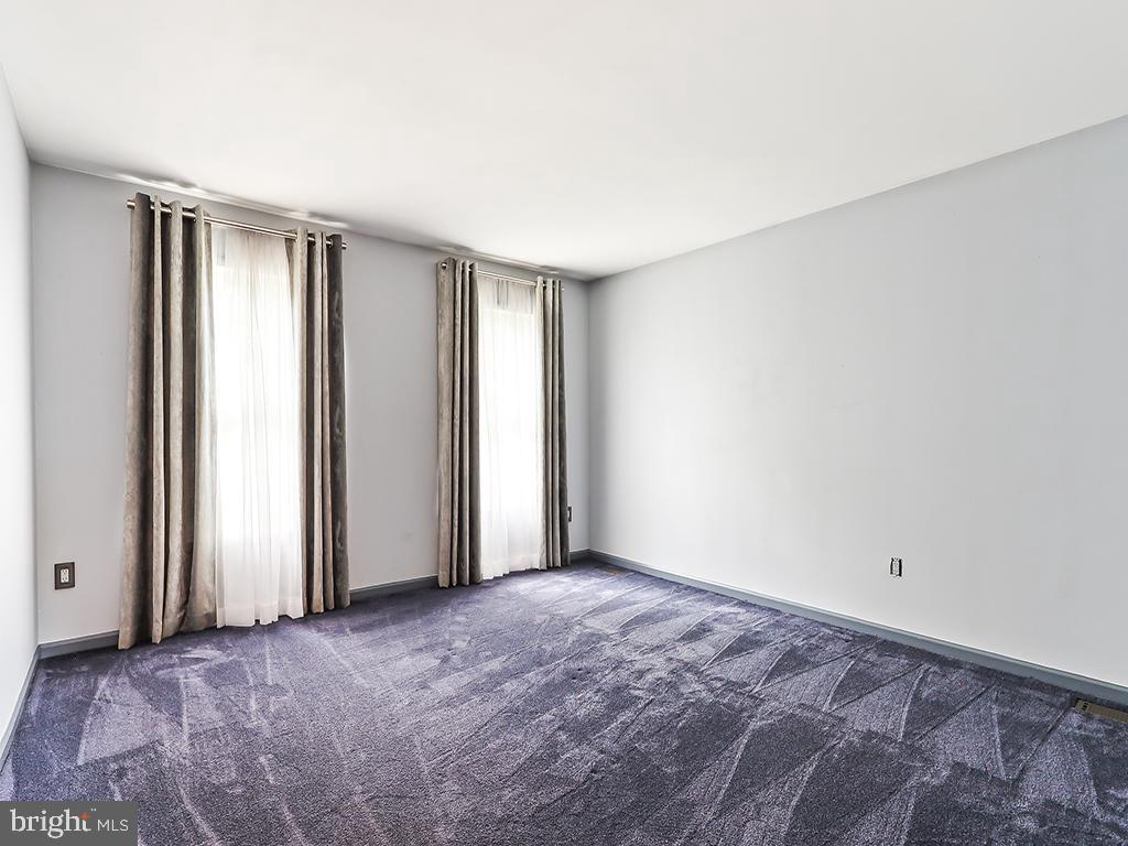 LAKEVIEW ESTS - Residential