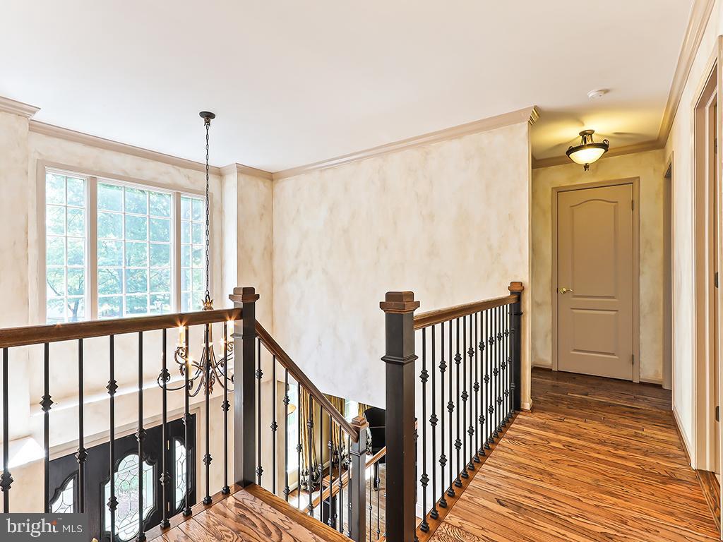 LAKEVIEW ESTS - Residential