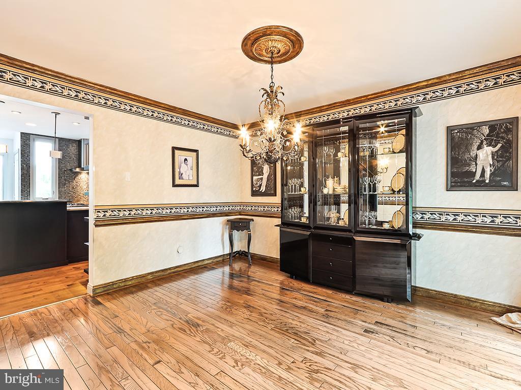 LAKEVIEW ESTS - Residential