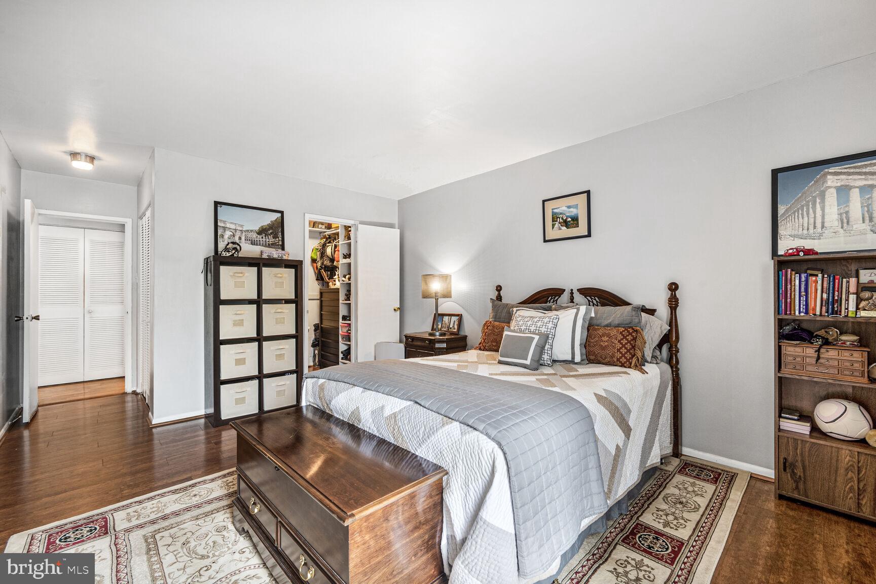AMERICANA FINMARK - Residential