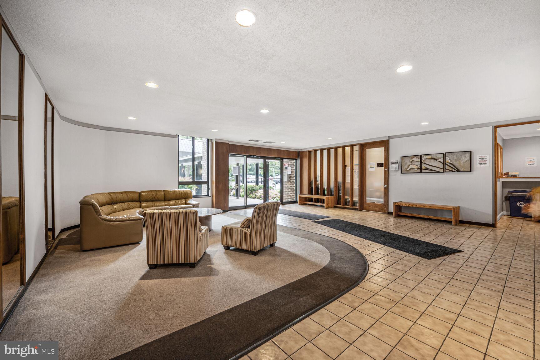 AMERICANA FINMARK - Residential