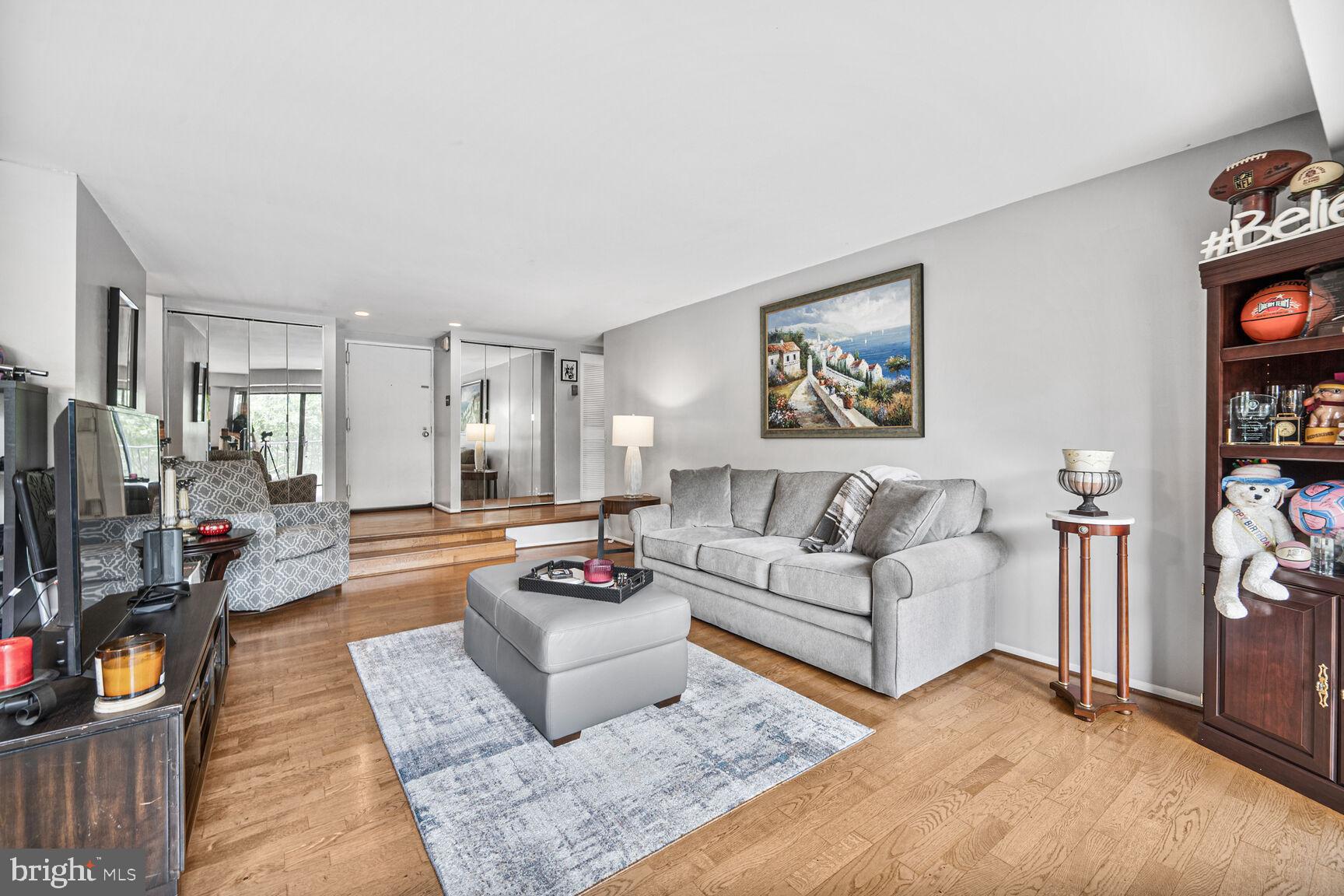 AMERICANA FINMARK - Residential
