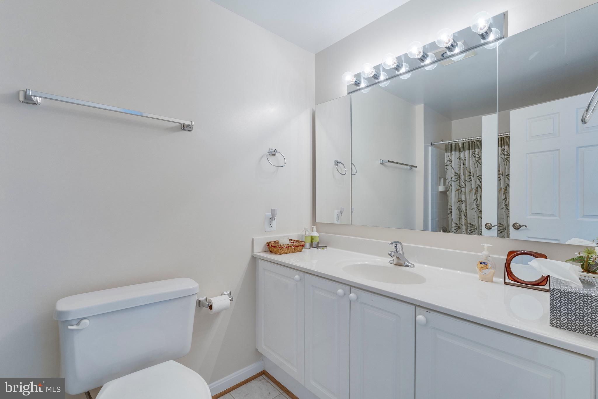 OVERLOOK AT LEISURE WORLD - Residential