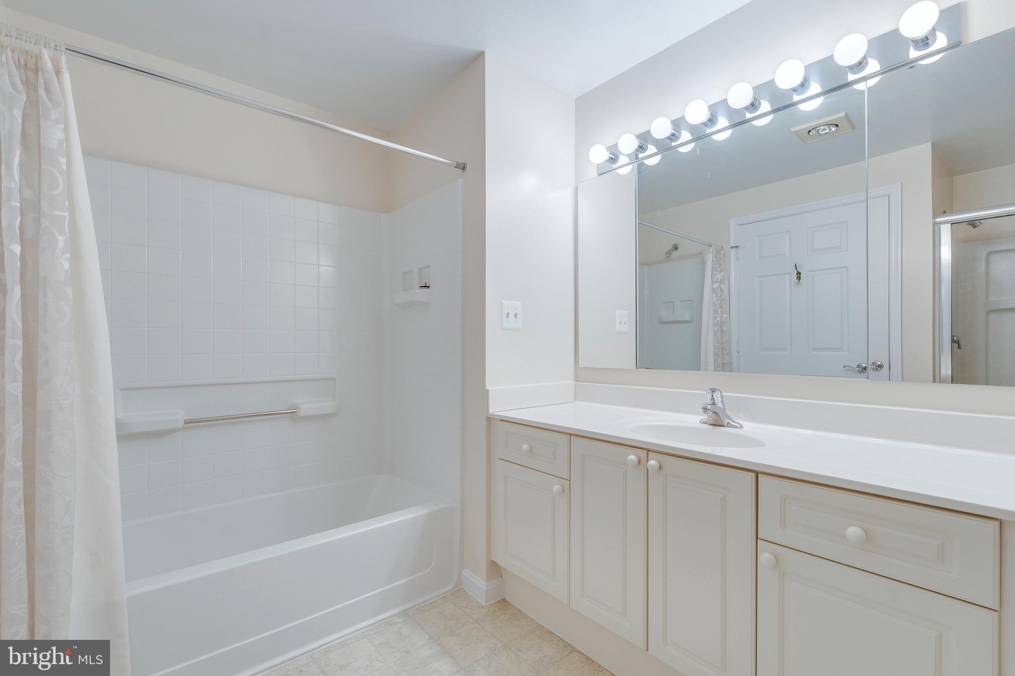 OVERLOOK AT LEISURE WORLD - Residential